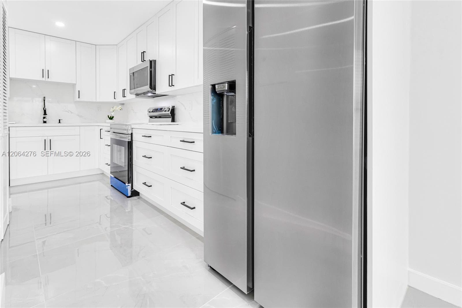 8957 NW 44th Ct, Sunrise, FL 33351