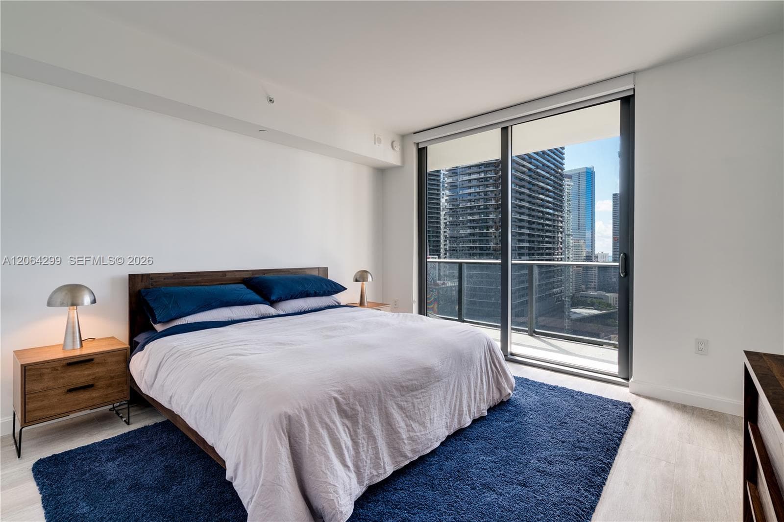 45 SW 9th St # 2306, Miami, FL 33130 photo 10