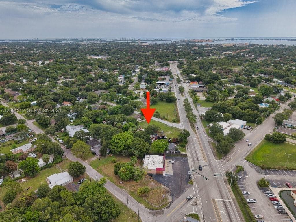 711 S 21st St, Fort Pierce, FL 34950 photo 6