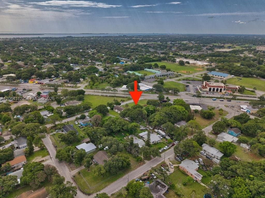 711 S 21st St, Fort Pierce, FL 34950 photo 5