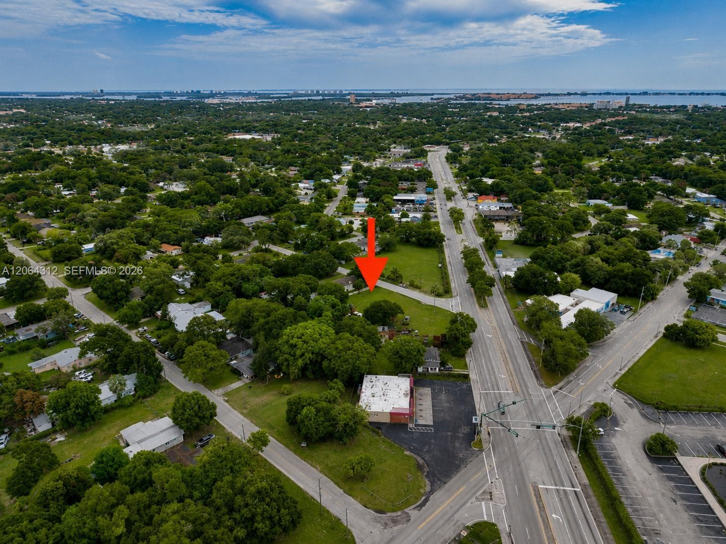 711 S 21st St, Fort Pierce, FL 34950 photo 4