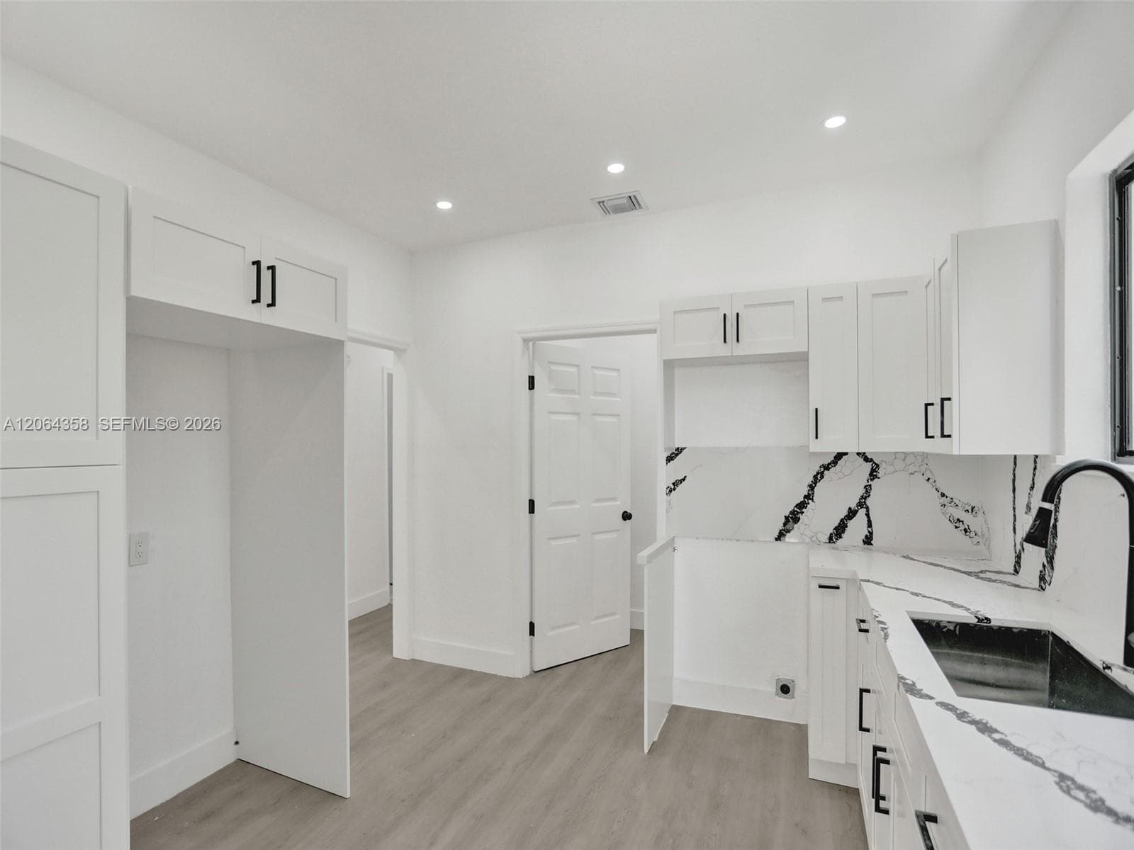 759 NE 127th St, North Miami, FL 33161 photo 9