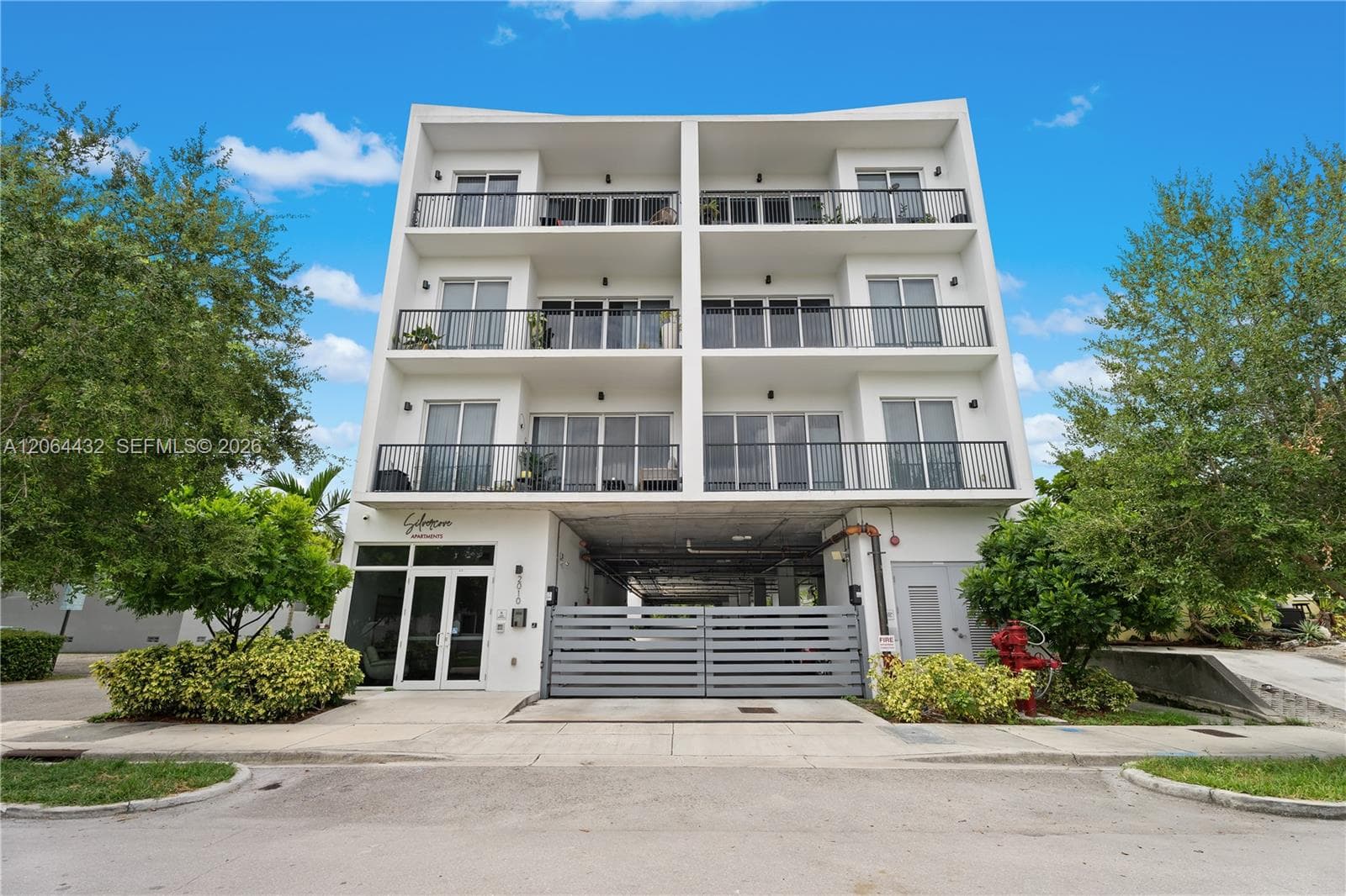 2010 SW 25th Ter # 305, Miami, FL 33133
