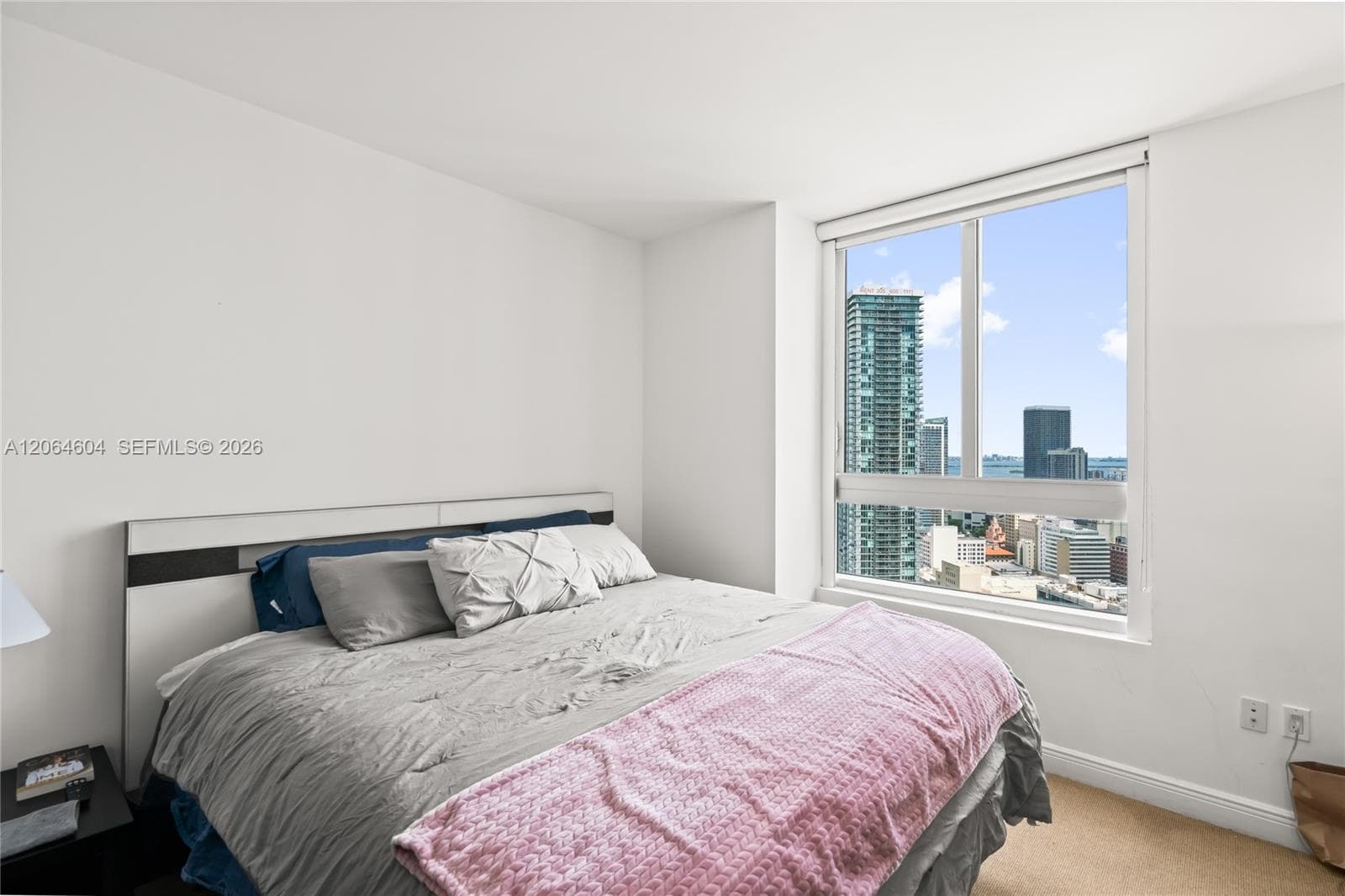 90 SW 3rd St # 3504, Miami, FL 33130 photo 12