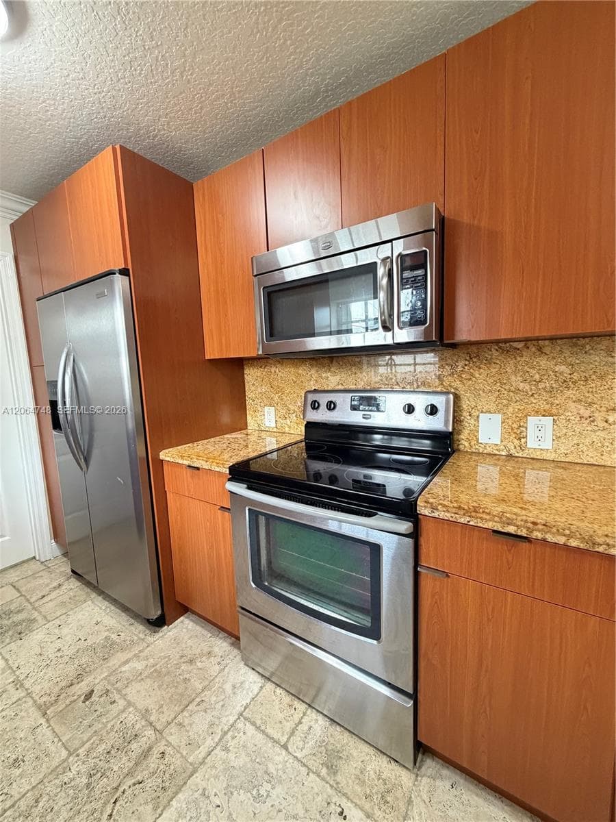 6746 SW 32nd Ter, Miami, FL 33155 photo 9