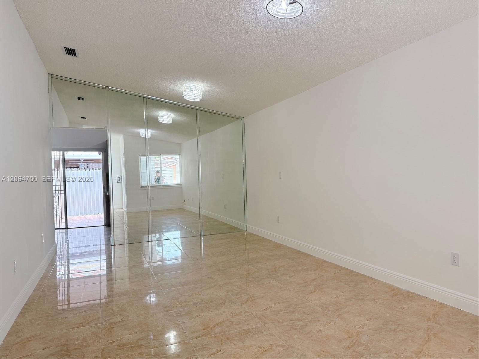 2854 W 75th Ter, Hialeah, FL 33018 photo 6