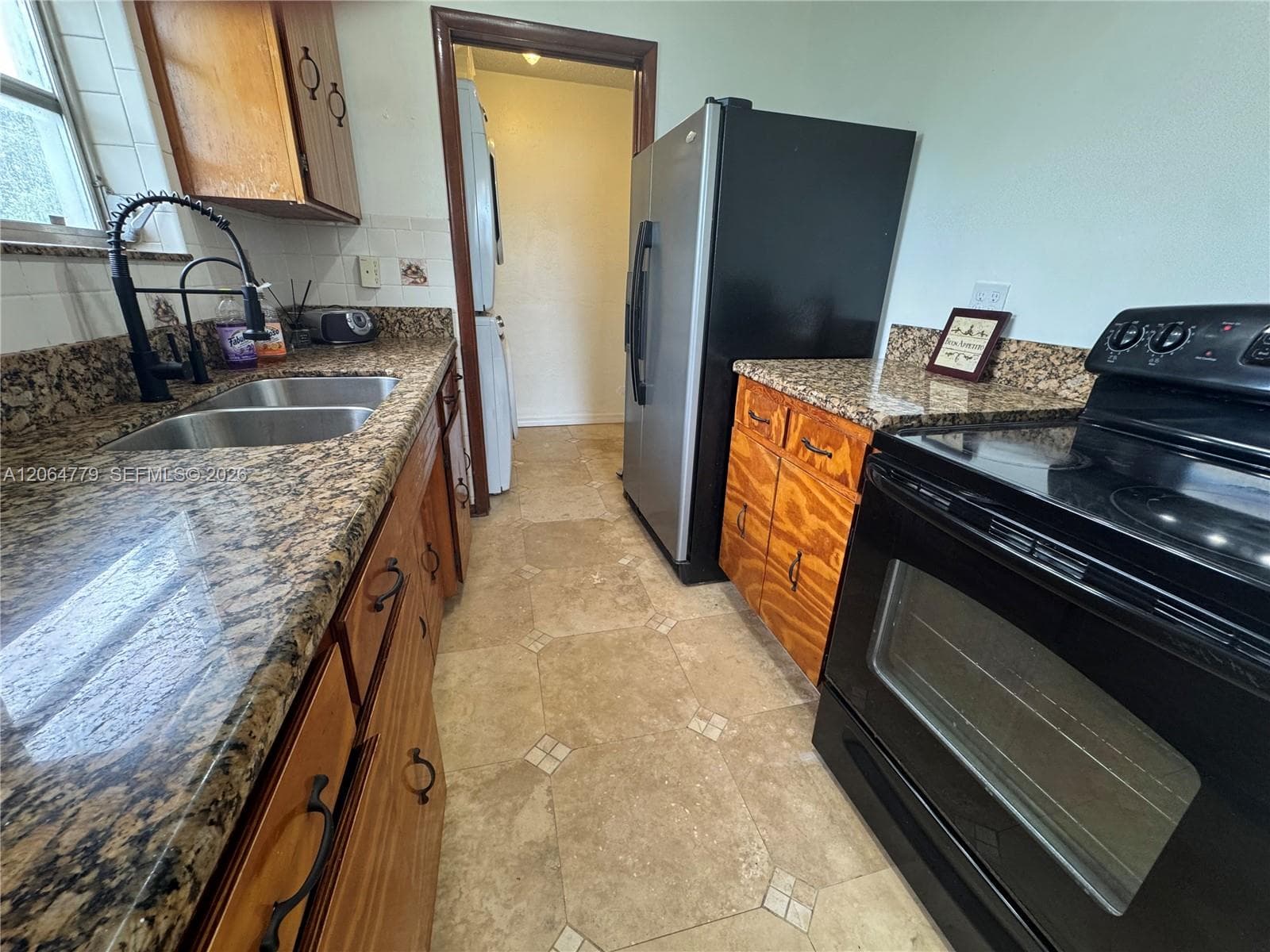 648 E 40th ST, Hialeah, FL 33013 photo 12