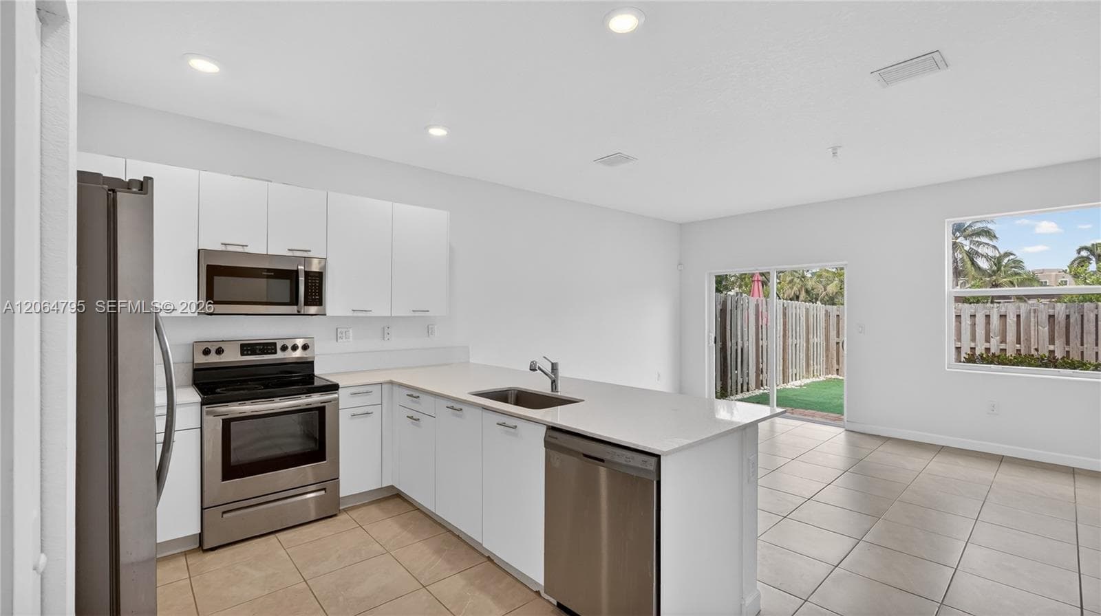 12123 NW 23rd Ct # 12123, Miami, FL 33167 photo 6