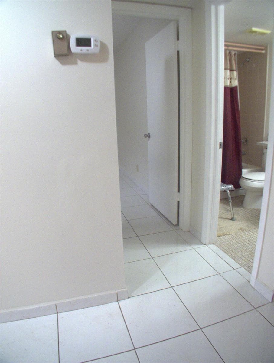 10332 SUNRISE LAKES Boulevard # 111, Sunrise, FL 33322 photo 6