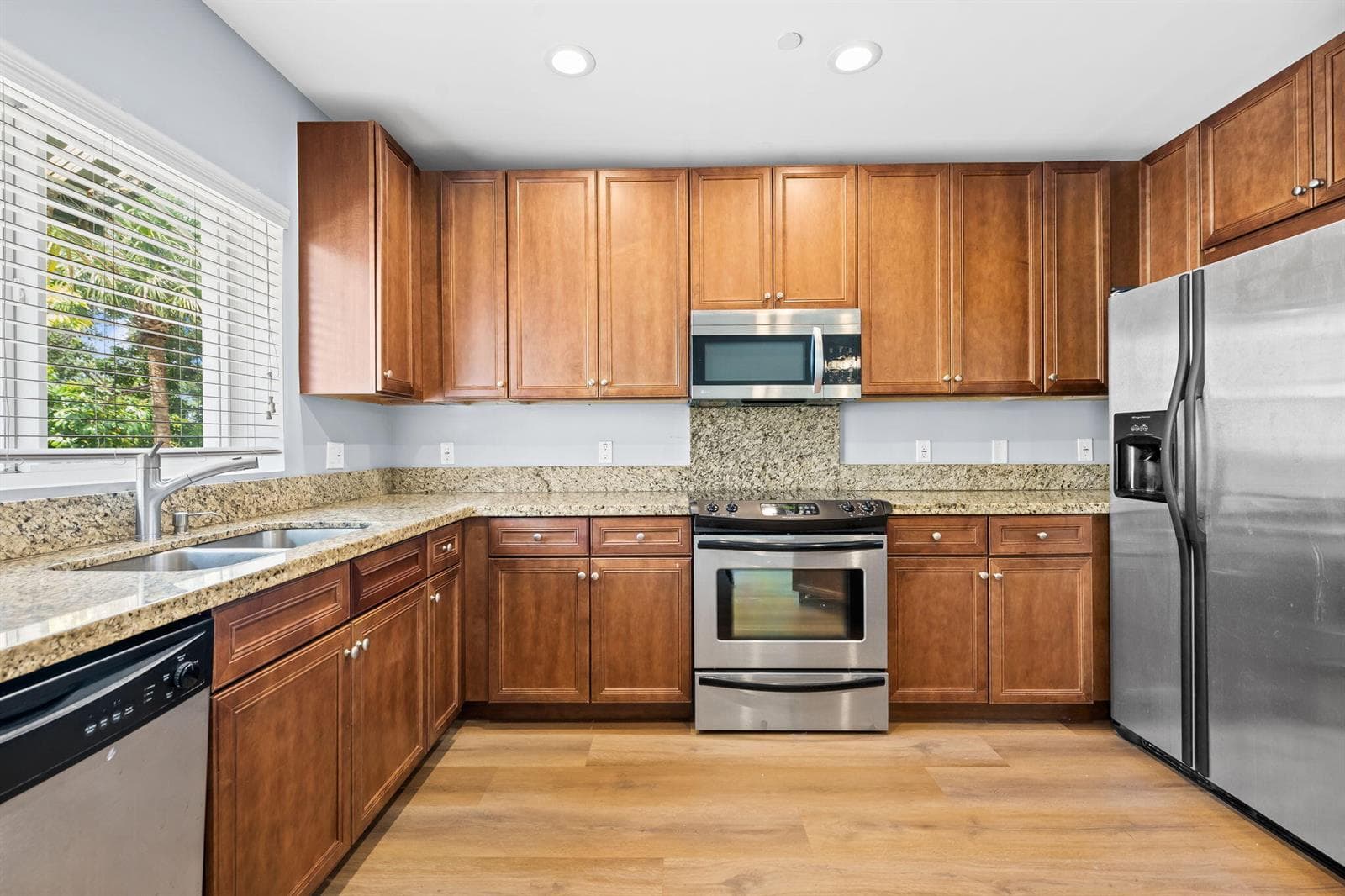 630 SE 15th Street # 5, Fort Lauderdale, FL 33316 photo 8