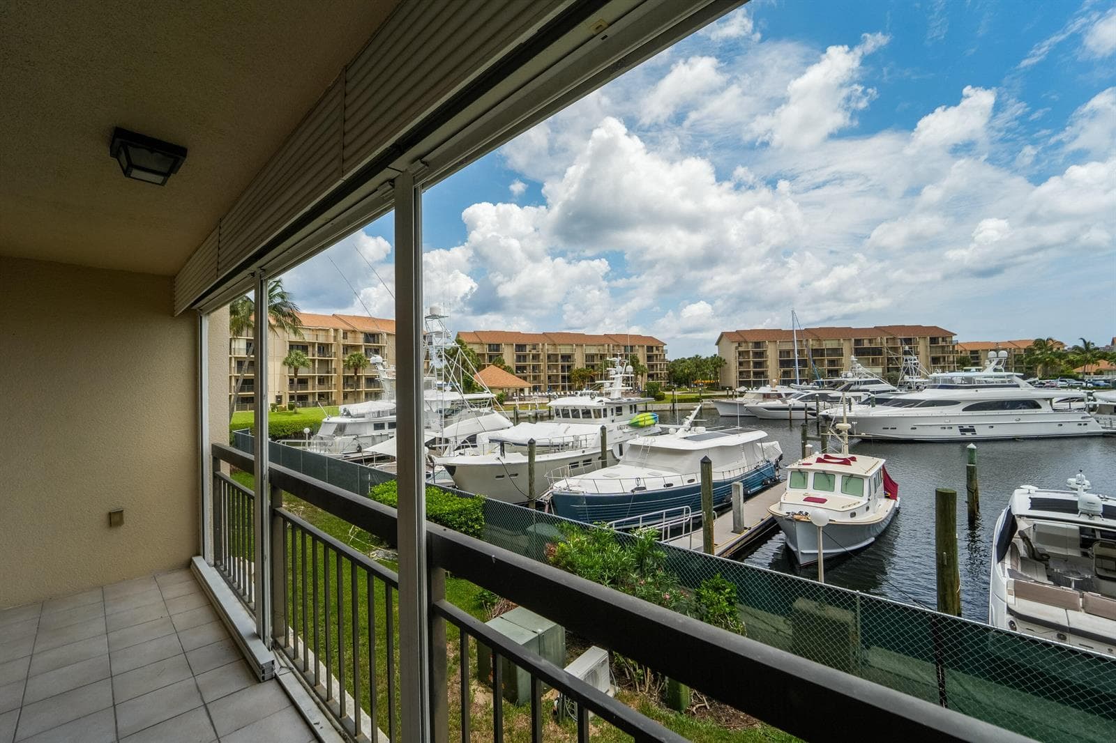 2601 MARINA ISLE Way # 204, Jupiter, FL 33477 photo 11