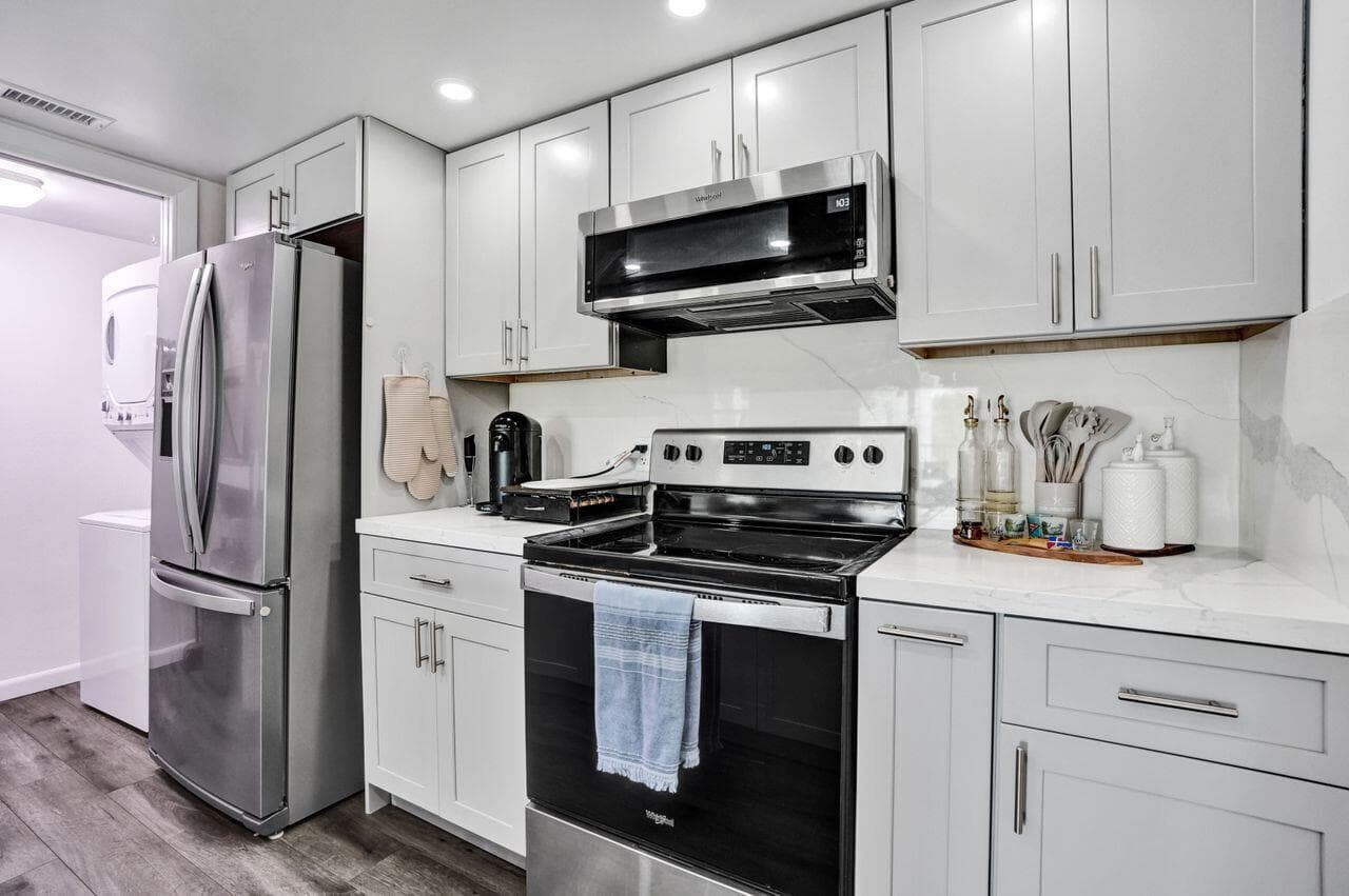 1000 RIVER REACH Drive # 321, Fort Lauderdale, FL 33315 photo 6