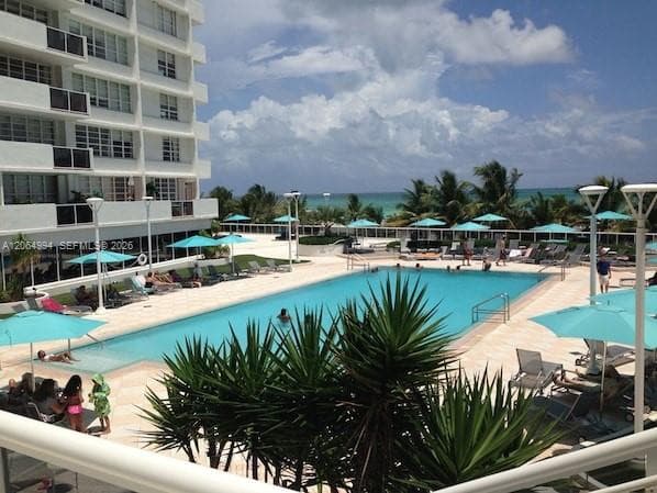 100 Lincoln Rd # 1541, Miami Beach, FL 33139 photo 10