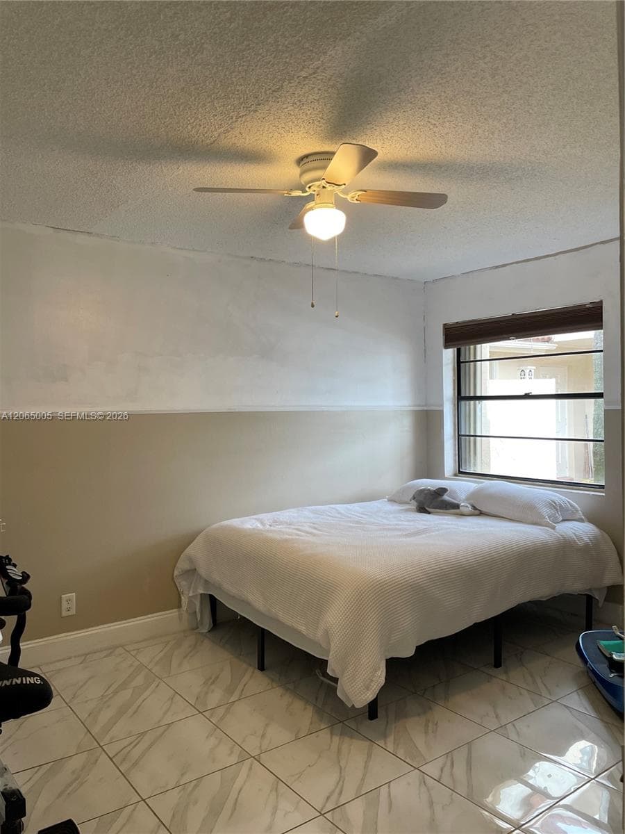 6547 NW 170th Ter, Hialeah, FL 33015 photo 7