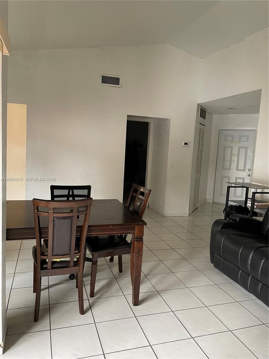 6547 NW 170th Ter, Hialeah, FL 33015 photo 10
