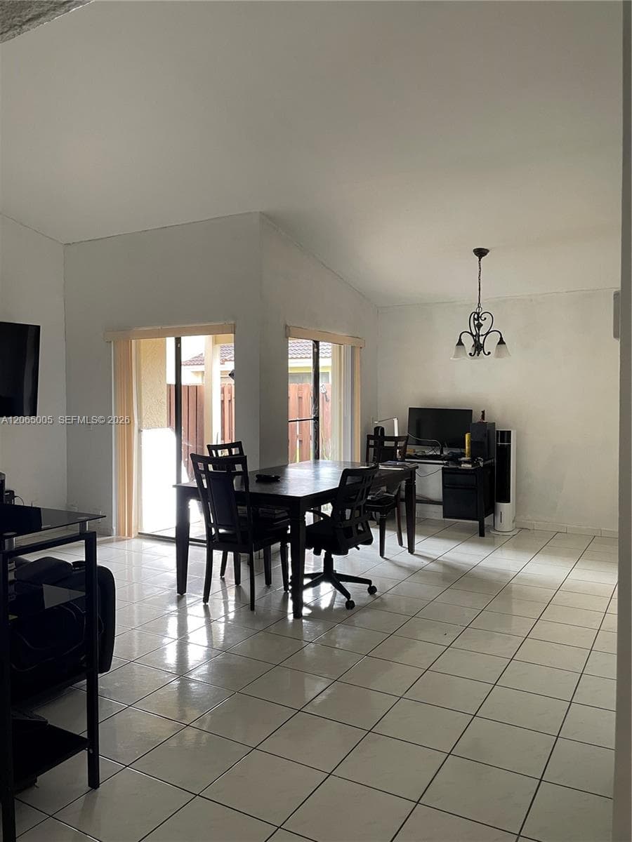 6547 NW 170th Ter, Hialeah, FL 33015 photo 11