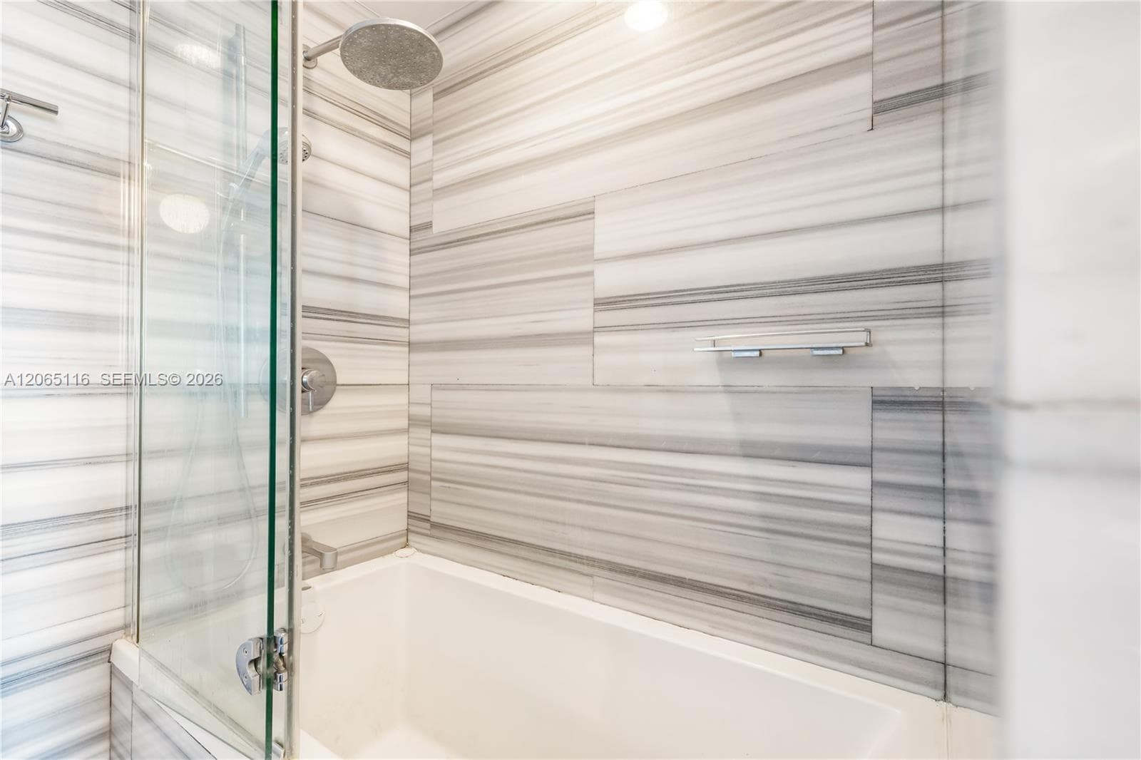 60 SW 13th St # 4001, Miami, FL 33130 photo 6