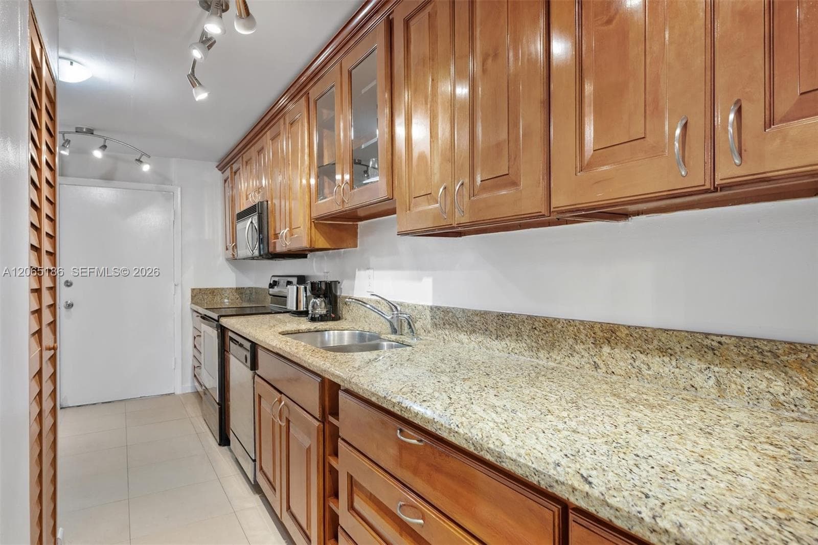 3660 NE 166th St # 307, North Miami Beach, FL 33160 photo 9