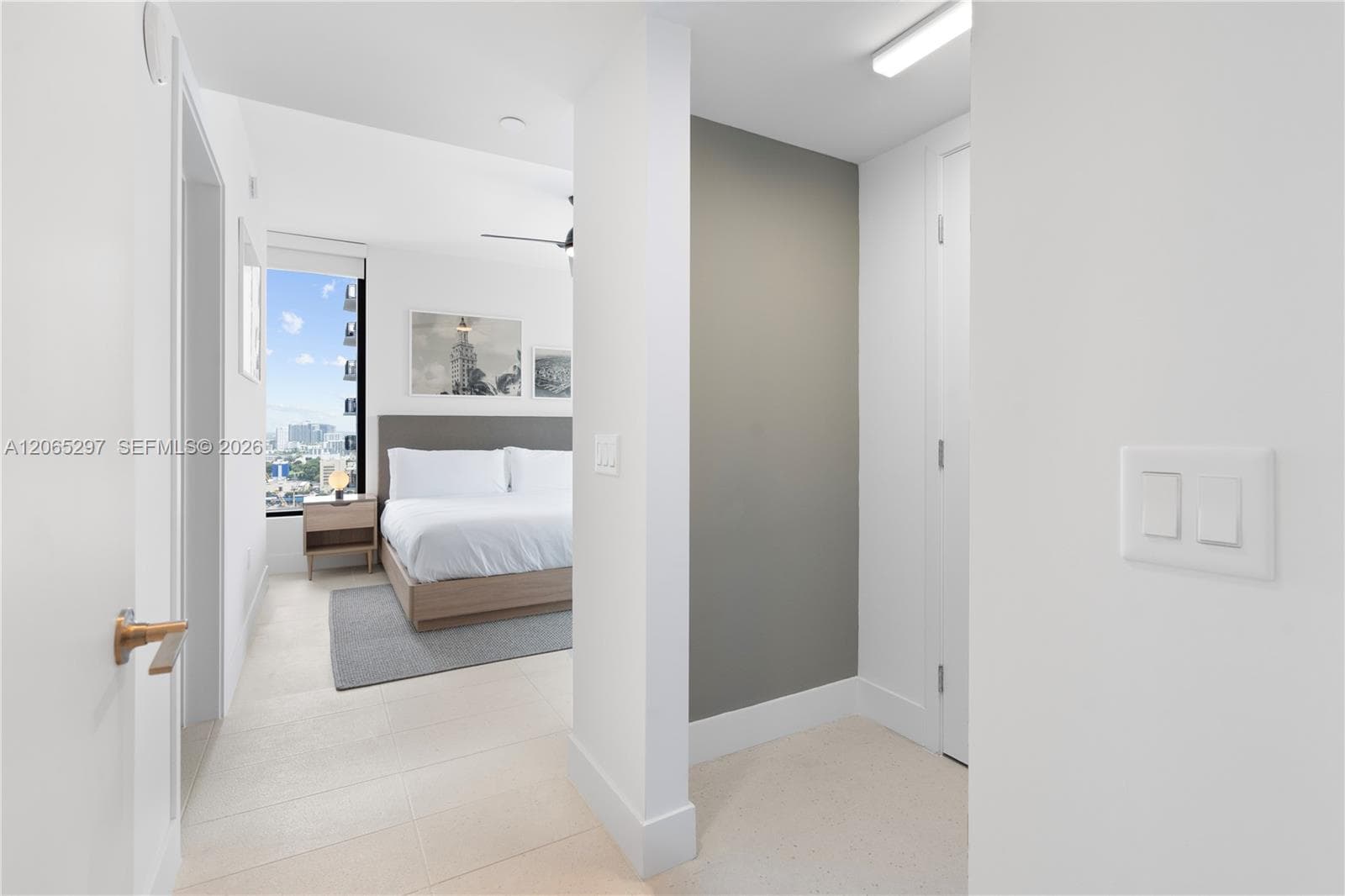 159 NE 6th St # 2415, Miami, FL 33132 photo 12