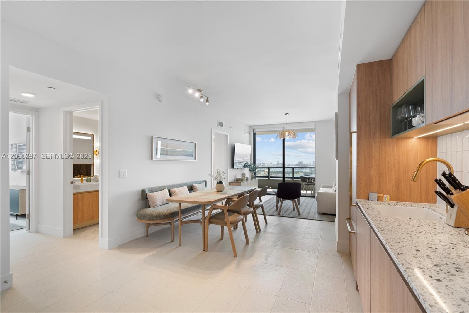 159 NE 6th St # 2415, Miami, FL 33132 photo 10