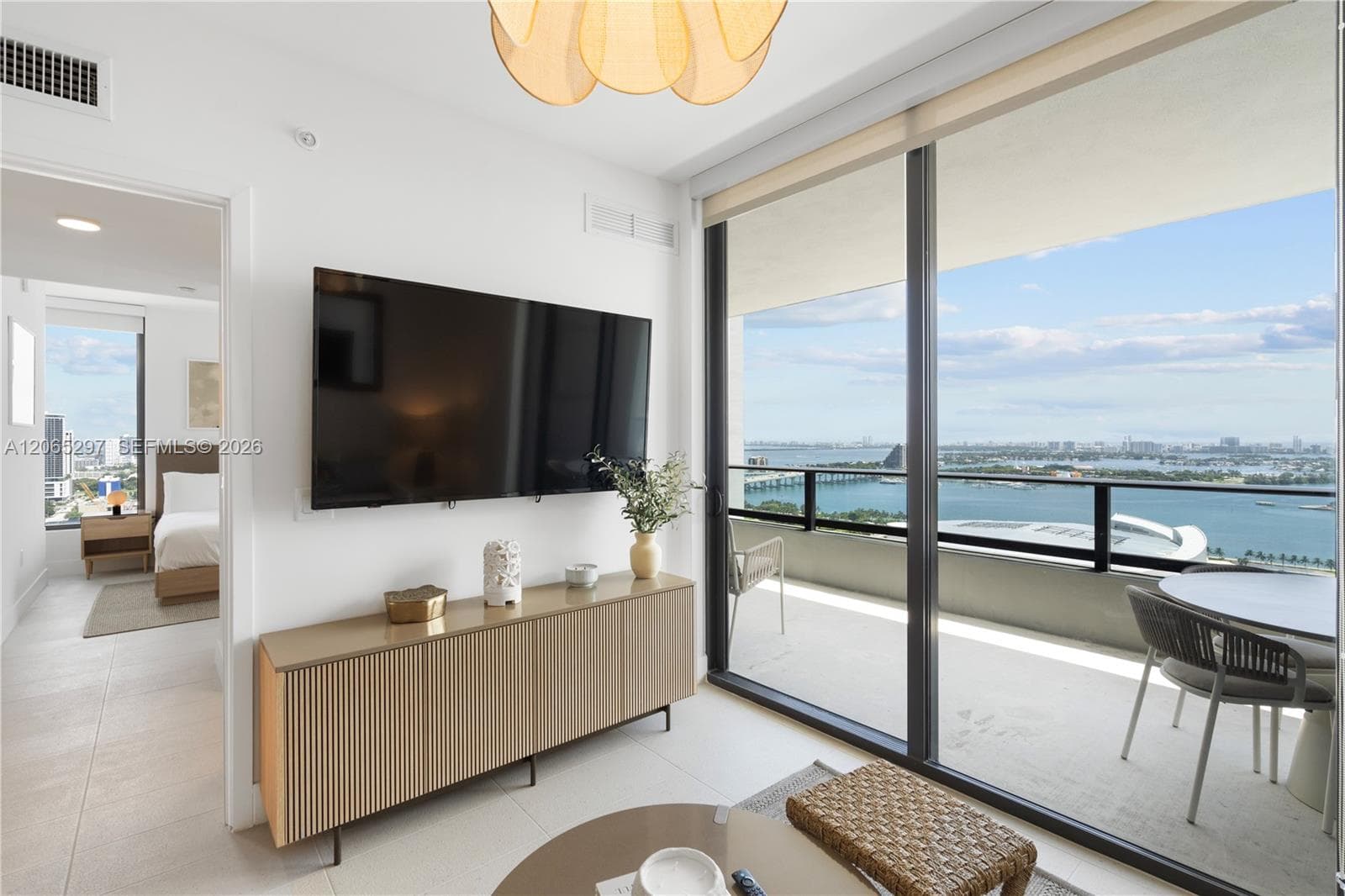 159 NE 6th St # 2415, Miami, FL 33132 photo 11