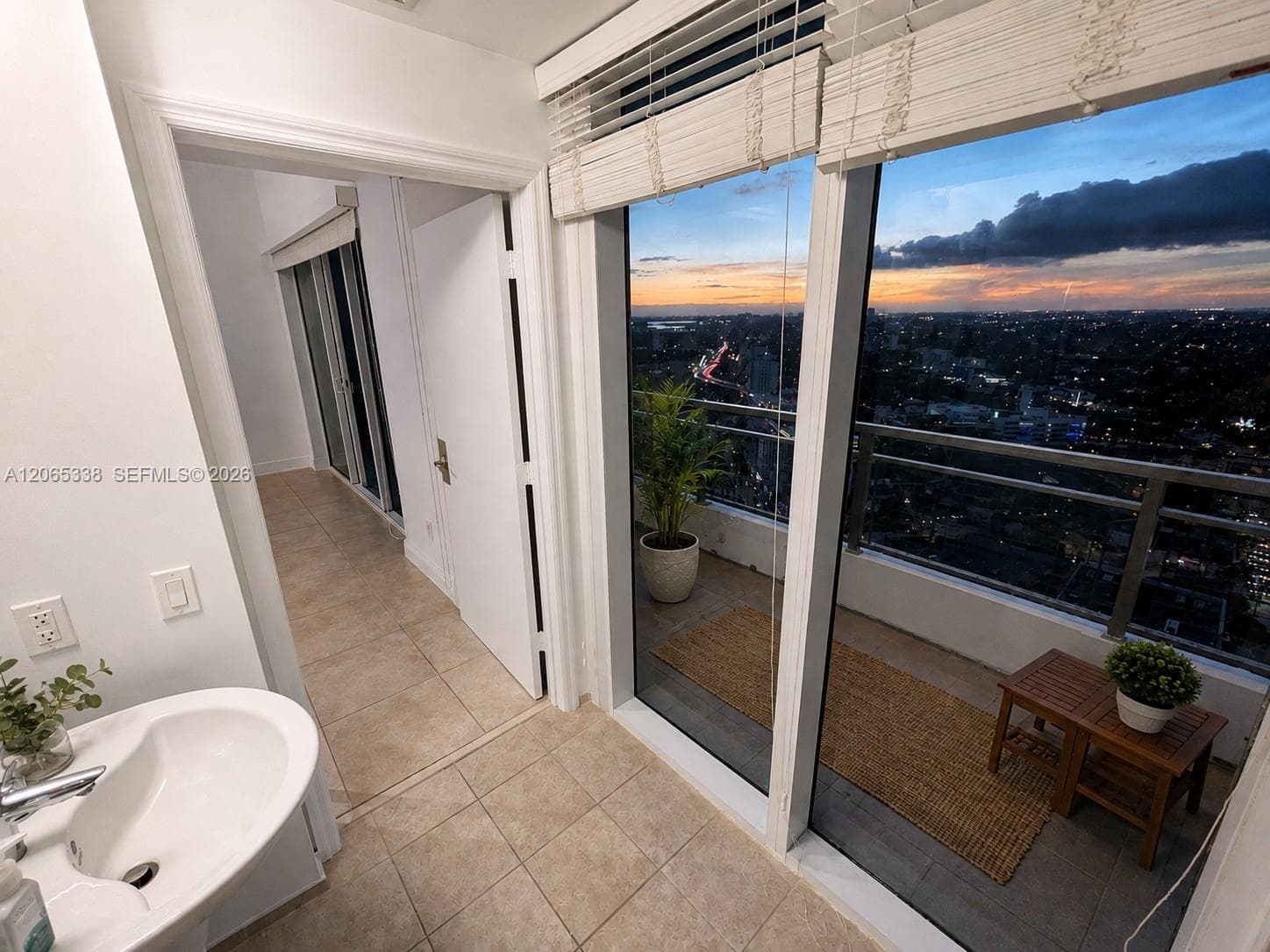 60 SW 13th St # 3219, Miami, FL 33130 photo 12