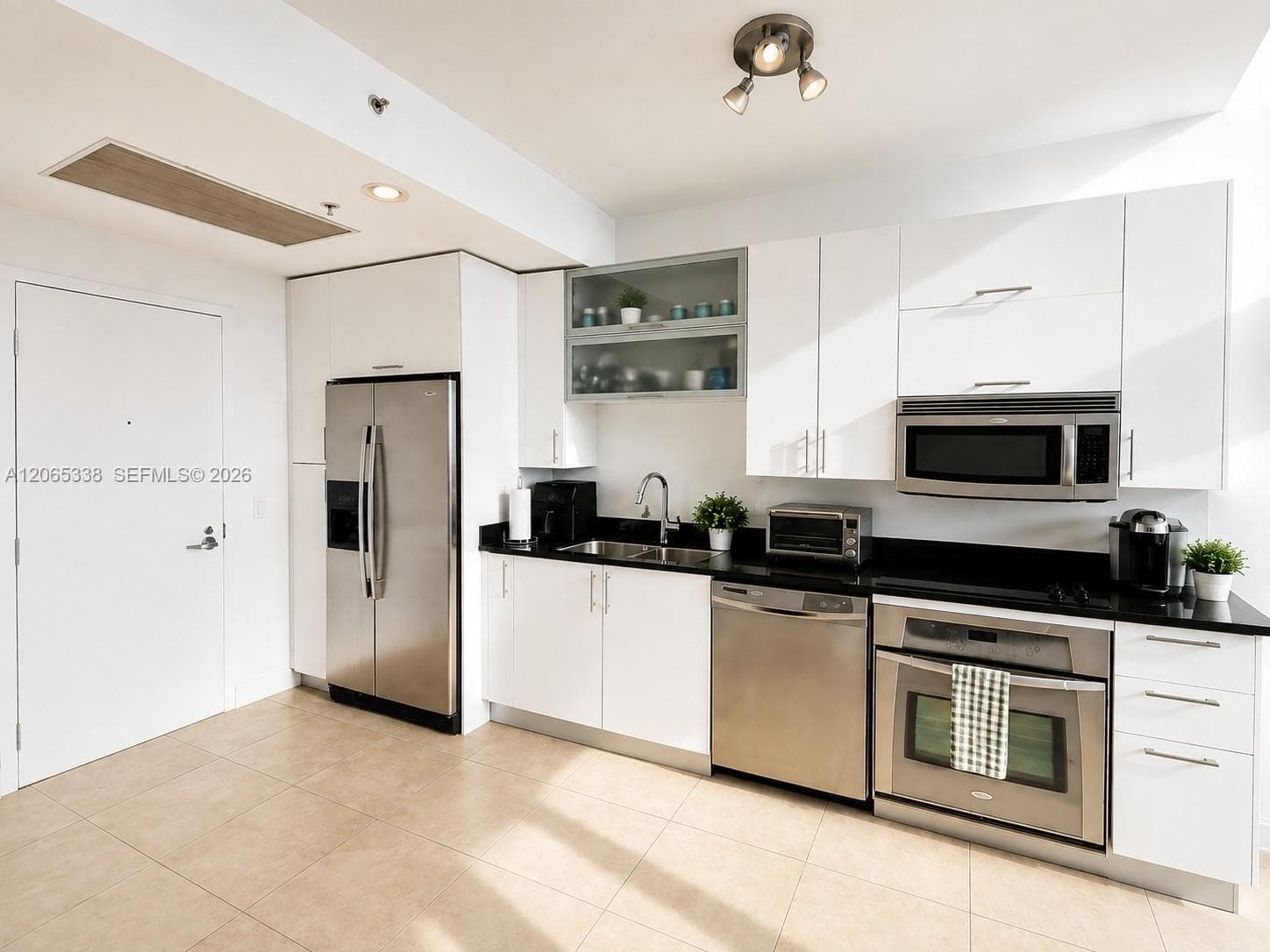 60 SW 13th St # 3219, Miami, FL 33130 photo 7
