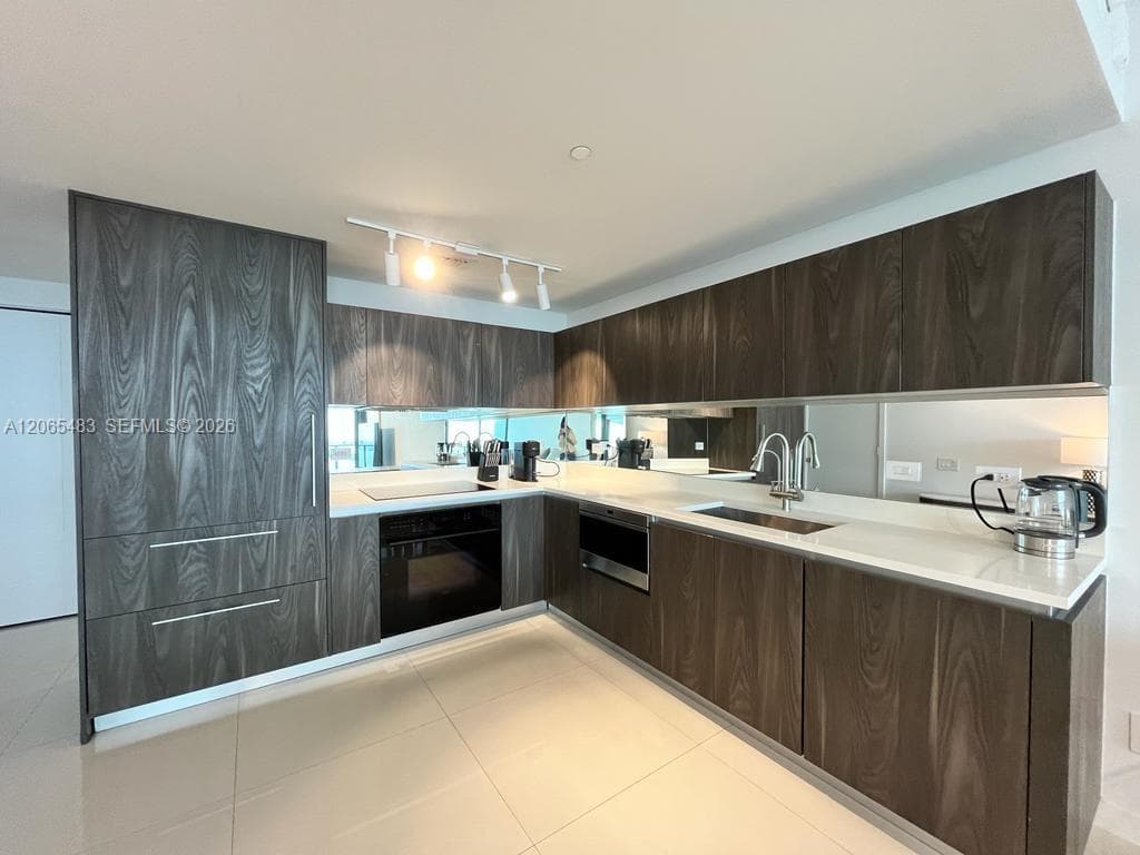 3131 NE 7th Ave # 3003, Miami, FL 33137 photo 9