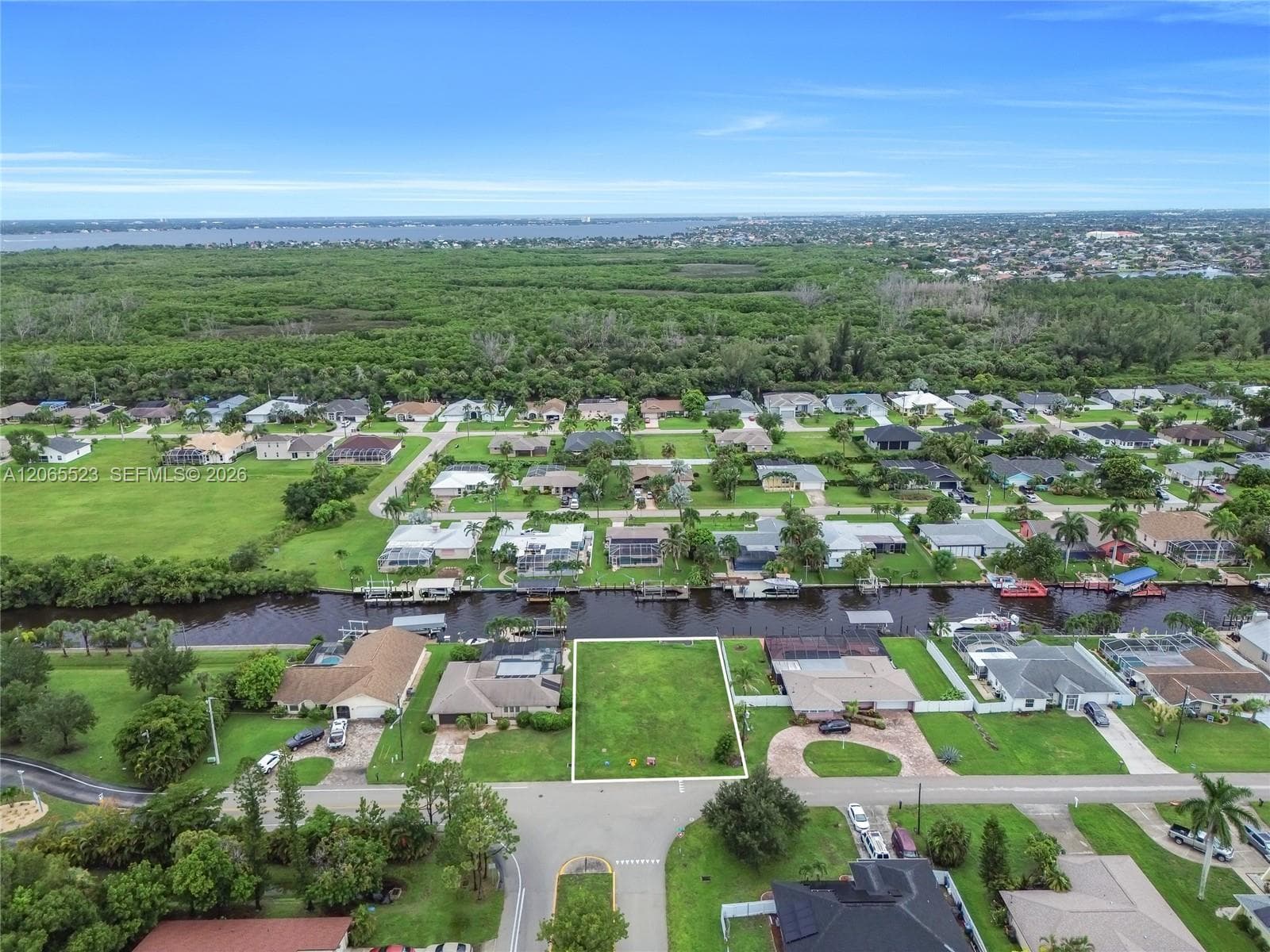 2328 SE 15 Terr, Cape Coral, FL 33990 photo 6