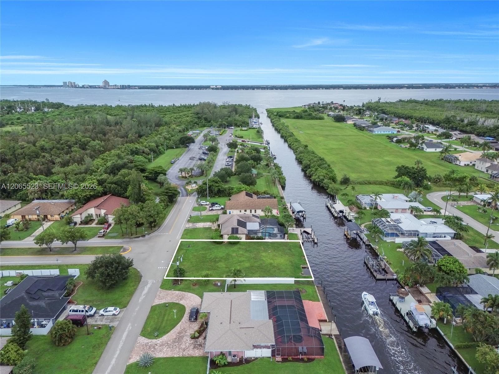2328 SE 15 Terr, Cape Coral, FL 33990 photo 7
