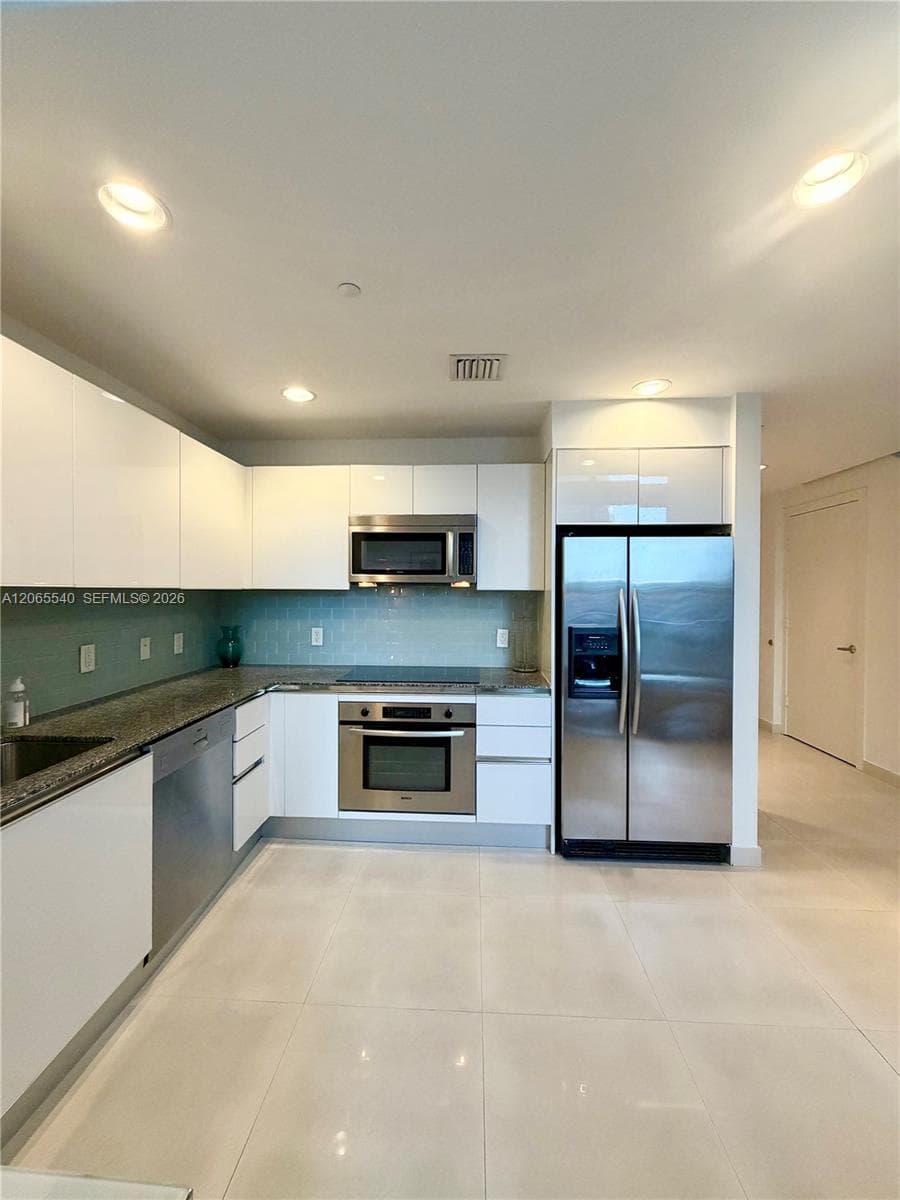 1050 Brickell Ave # 206, Miami, FL 33131 photo 9