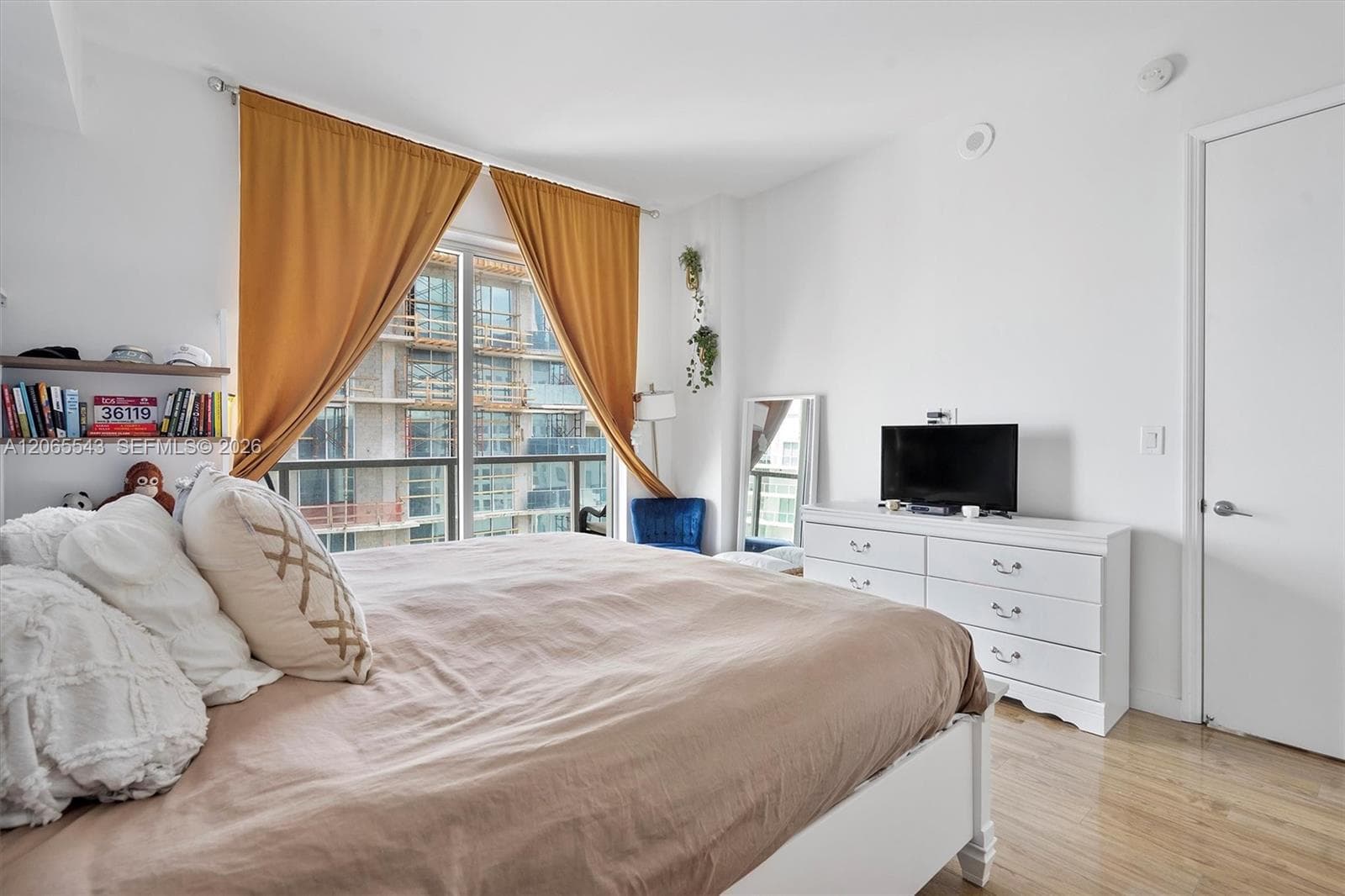 55 SE 6th St # 4305, Miami, FL 33131 photo 9