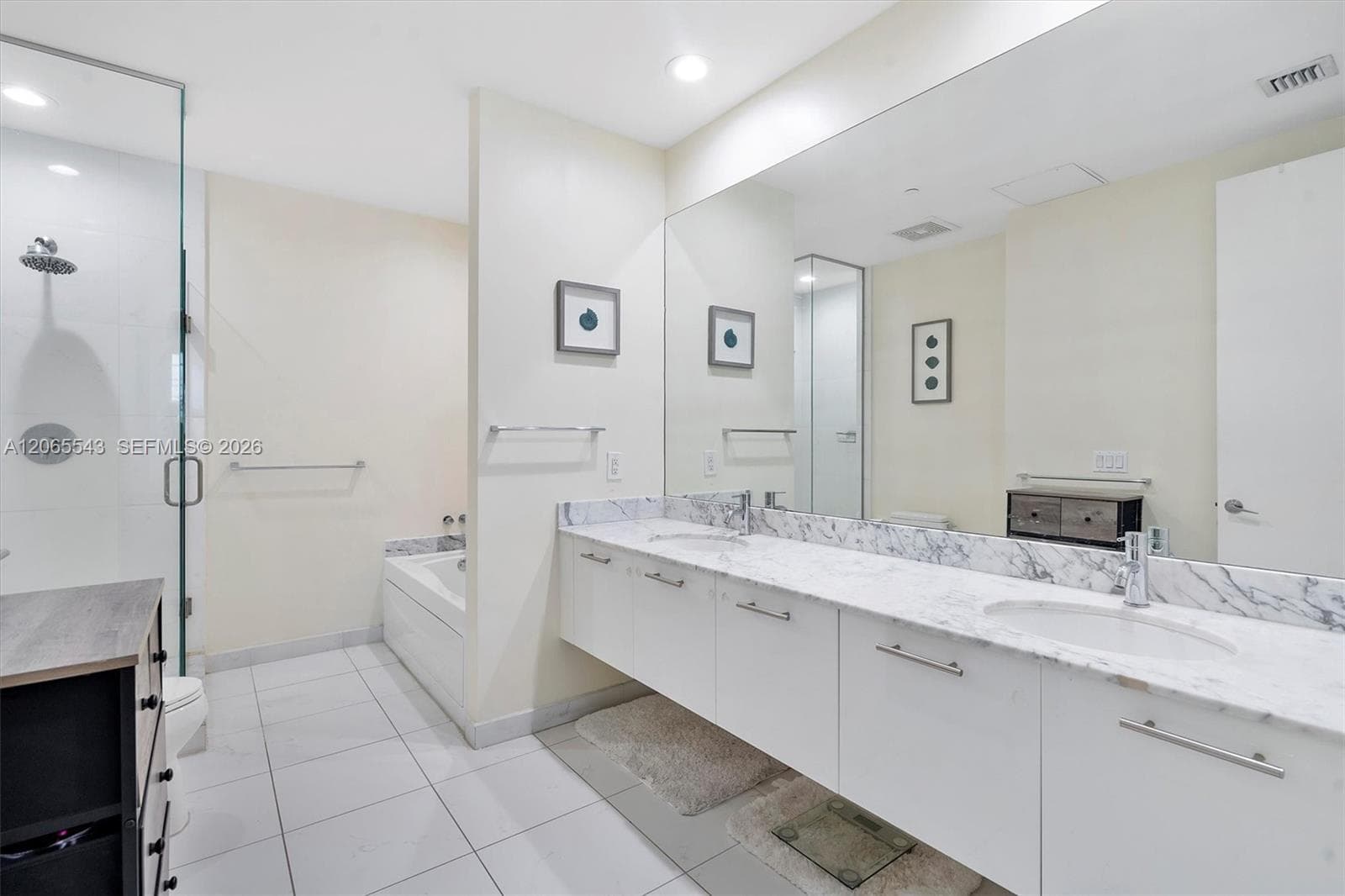 55 SE 6th St # 4305, Miami, FL 33131 photo 10
