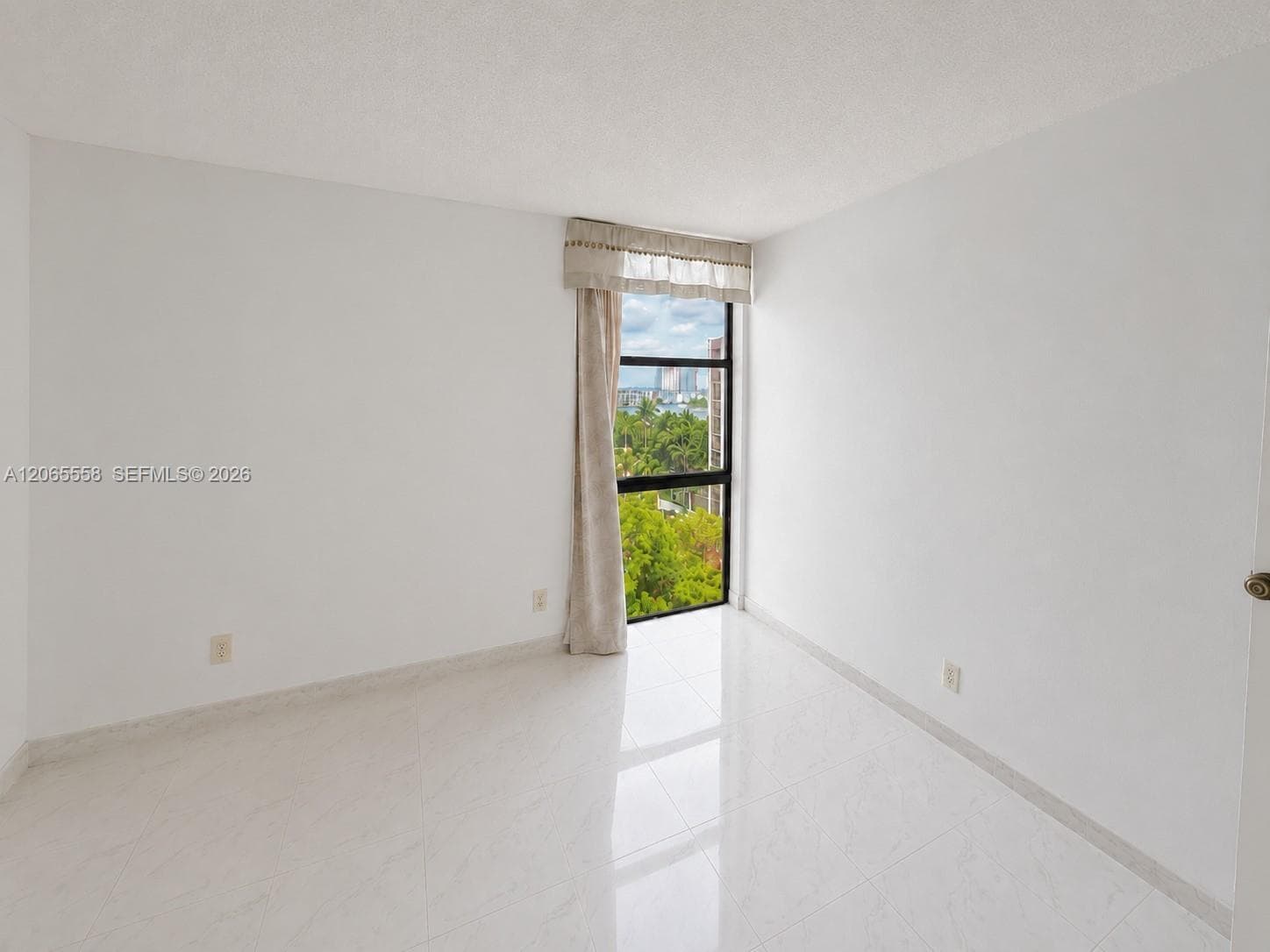 17011 N Bay Rd # 801, Sunny Isles Beach, FL 33160 photo 11