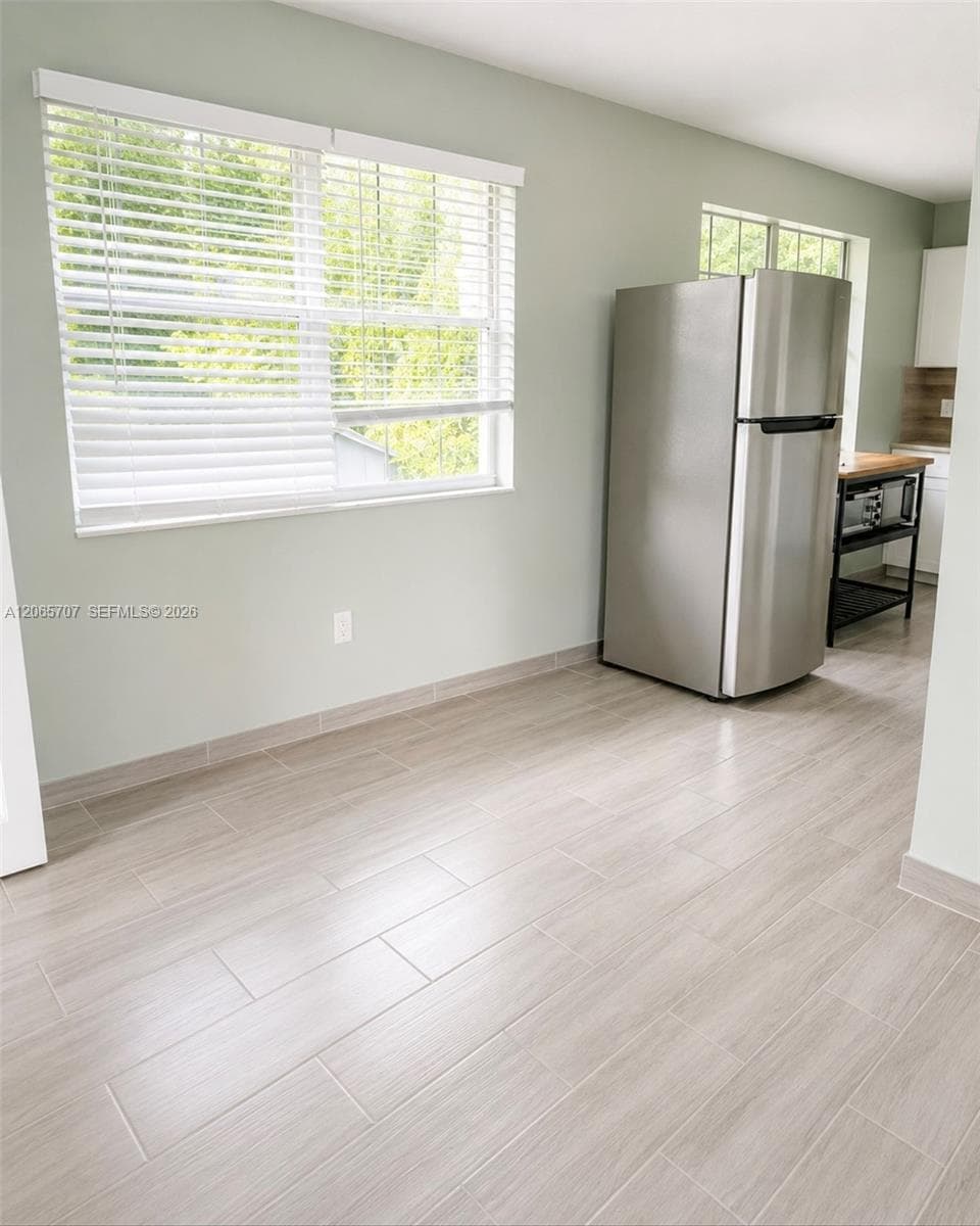 359 W 12th St # 3, Hialeah, FL 33010 photo 2
