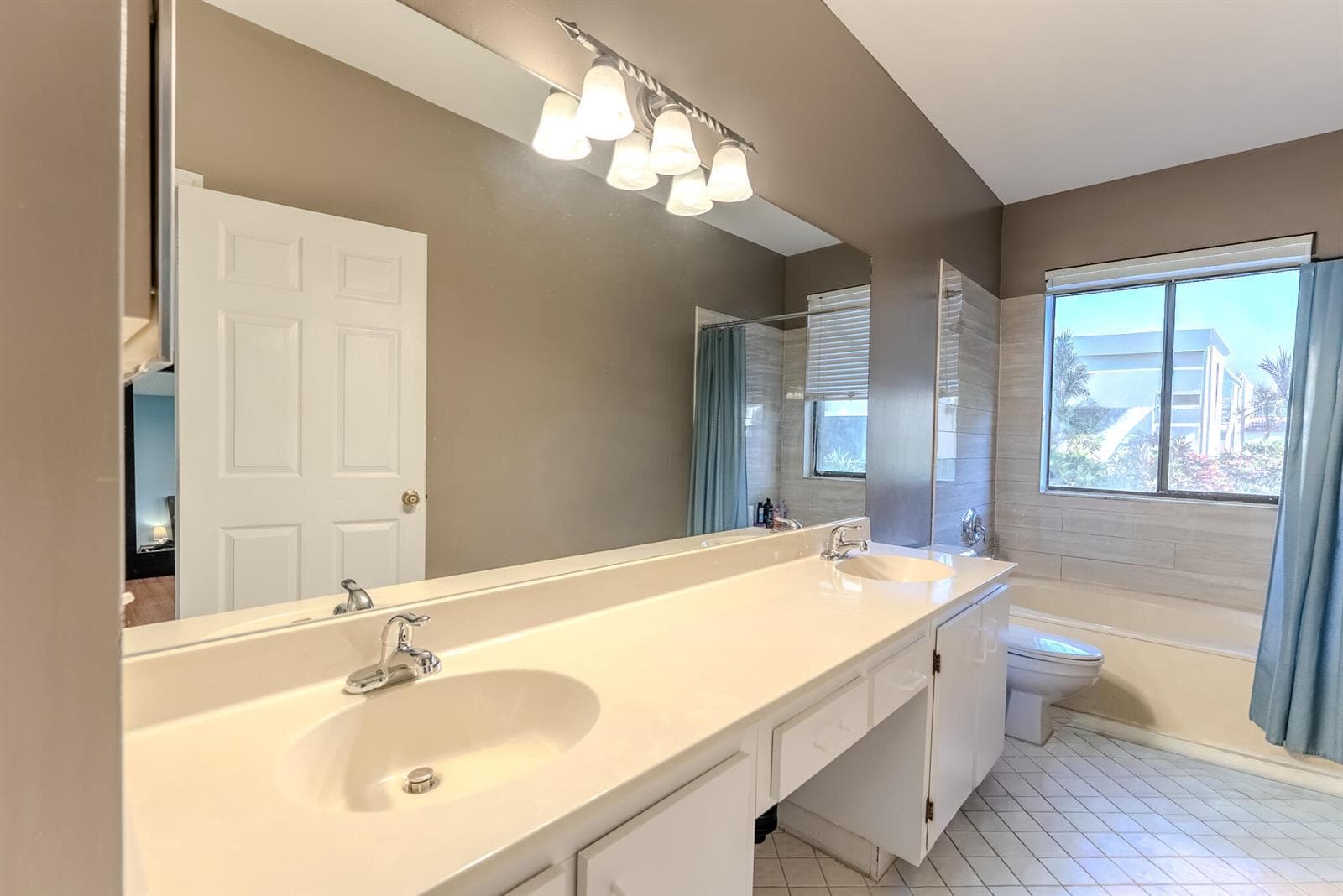 10527 NW 10TH Street # B-130, Plantation, FL 33322 photo 8