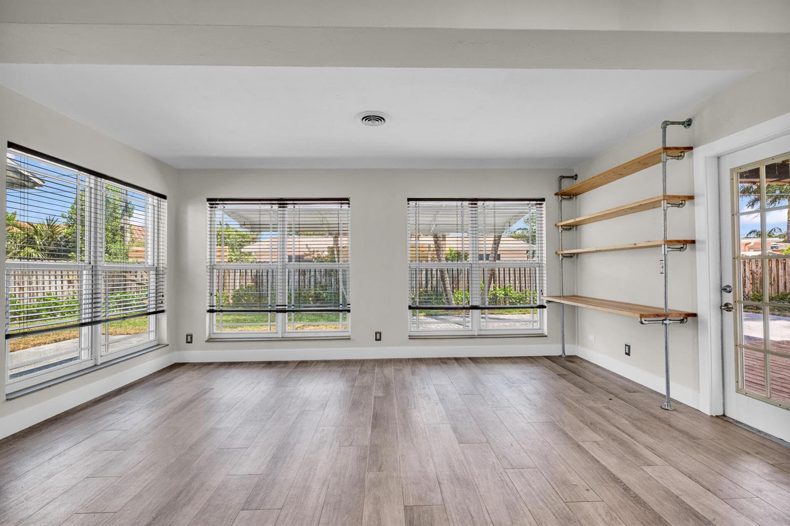 921 SE 15th Court, Deerfield Beach, FL 33441 photo 9