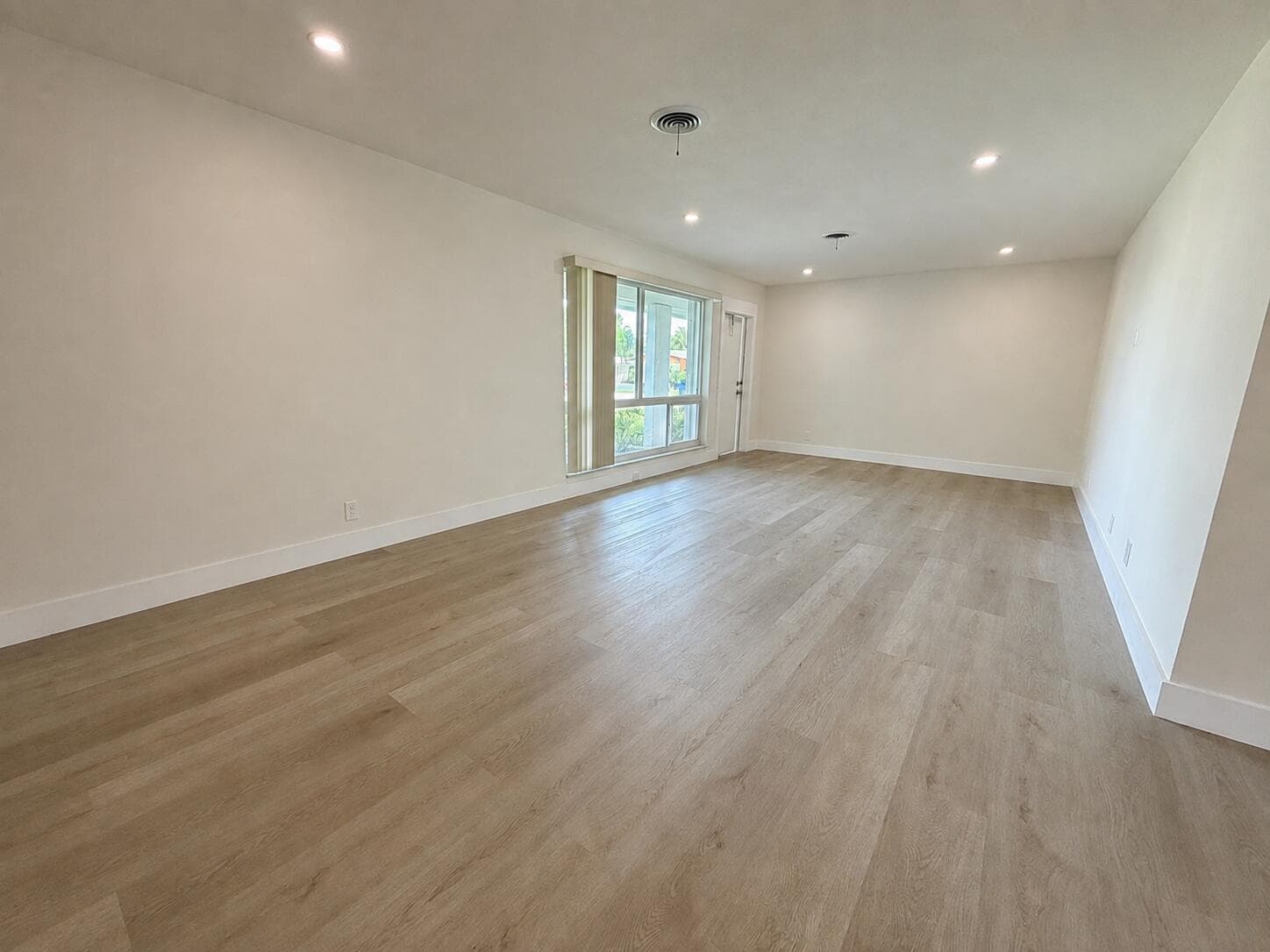 2020 NE 56th Court # 2, Fort Lauderdale, FL 33308 photo 2