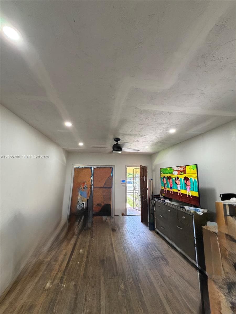 5525 NW 5th Ct, Miami, FL 33127 photo 3