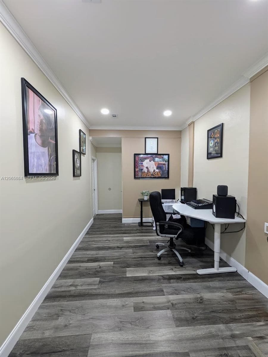1073 Allamanda Way, Weston, FL 33327 photo 8