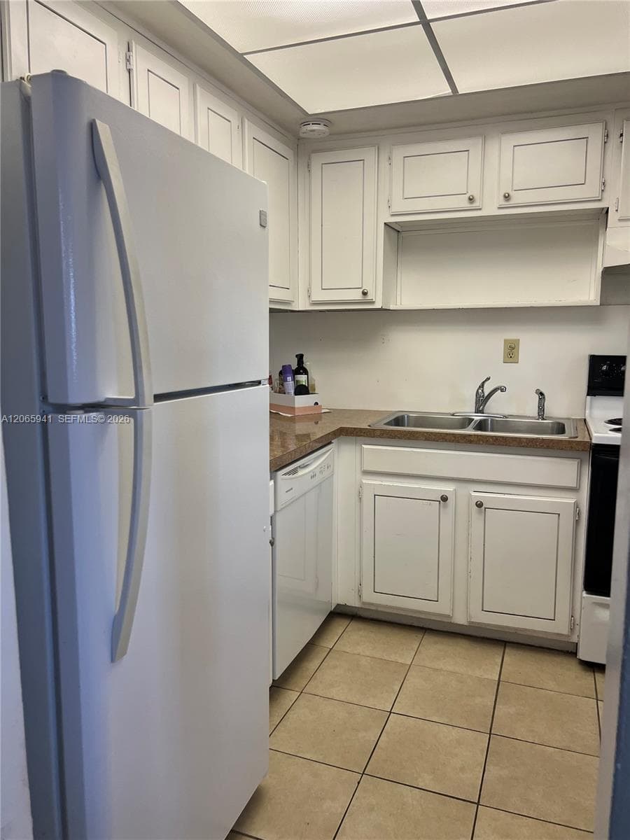 1535 SE 15th St # 209, Fort Lauderdale, FL 33316 photo 5