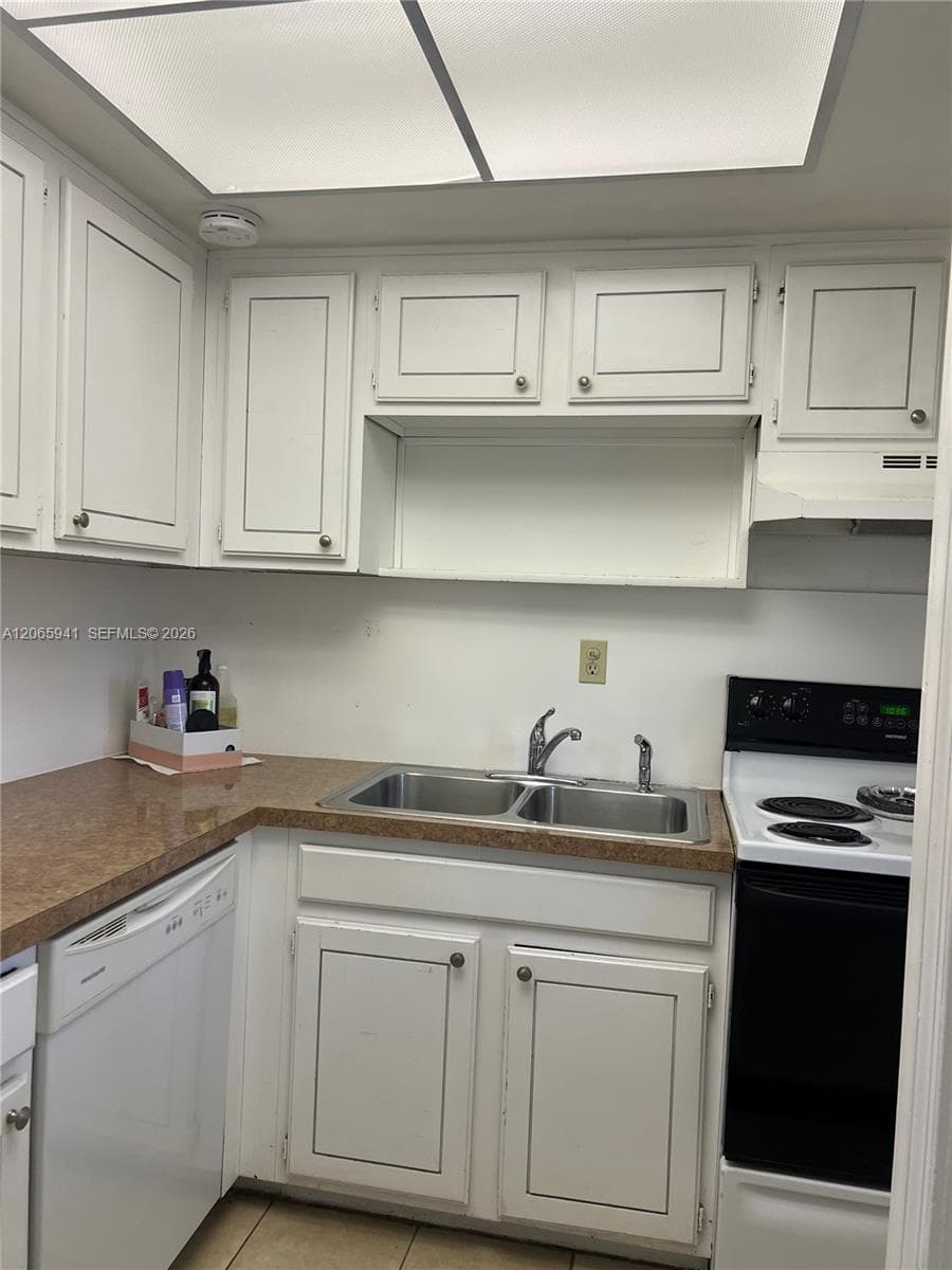 1535 SE 15th St # 209, Fort Lauderdale, FL 33316 photo 4