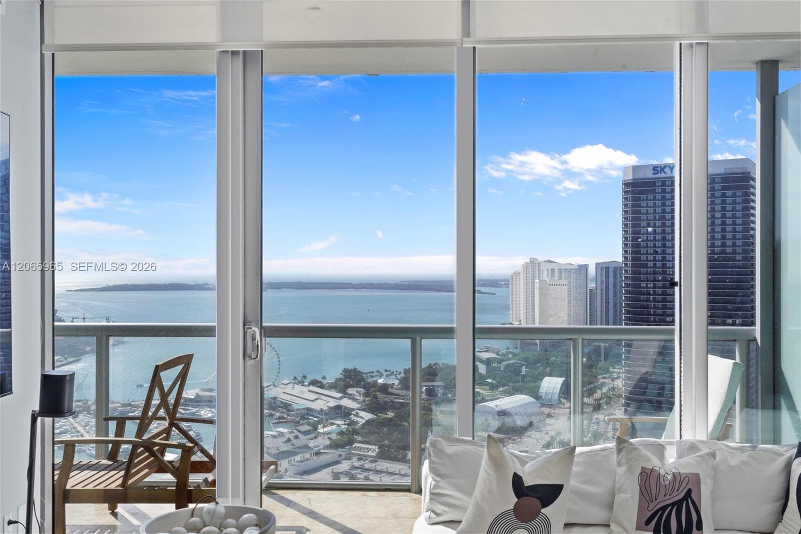 888 Biscayne Blvd # 4203, Miami, FL 33132 photo 9