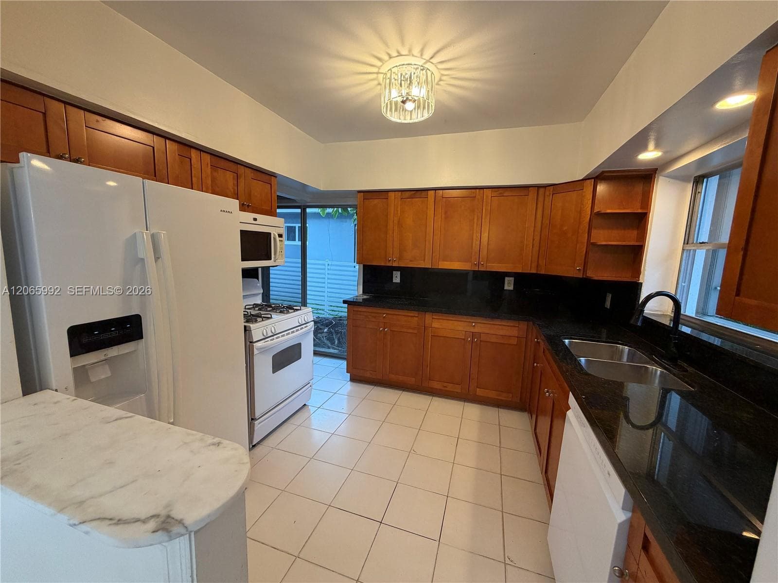 485 S Shore Dr, Miami Beach, FL 33141 photo 4
