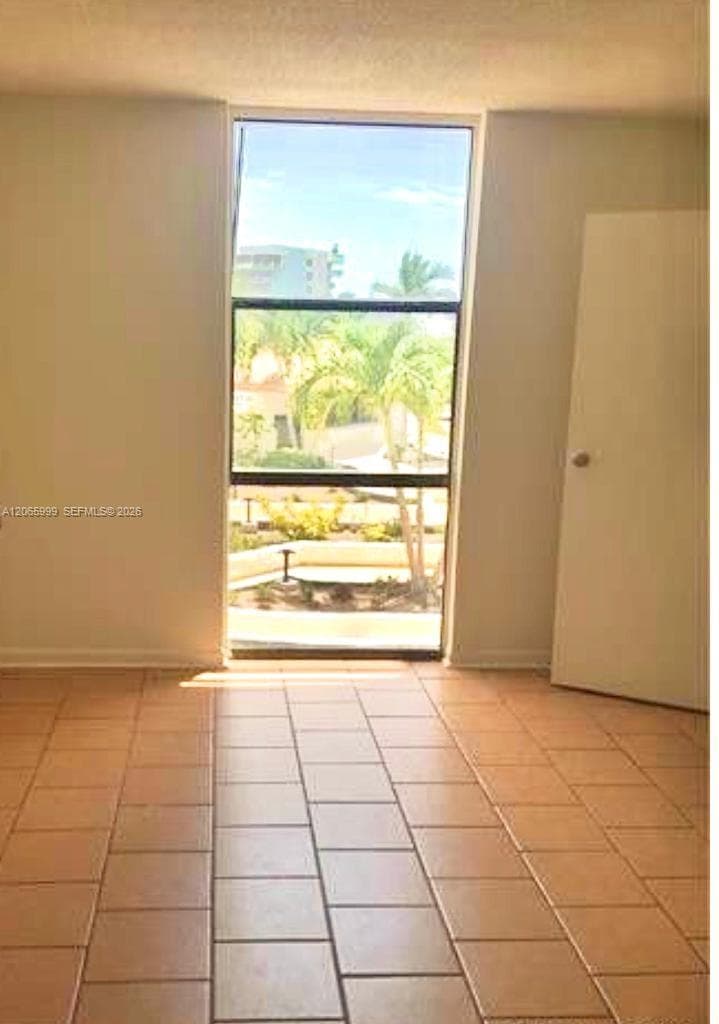 13499 Biscayne Blvd # 506, North Miami, FL 33181 photo 6