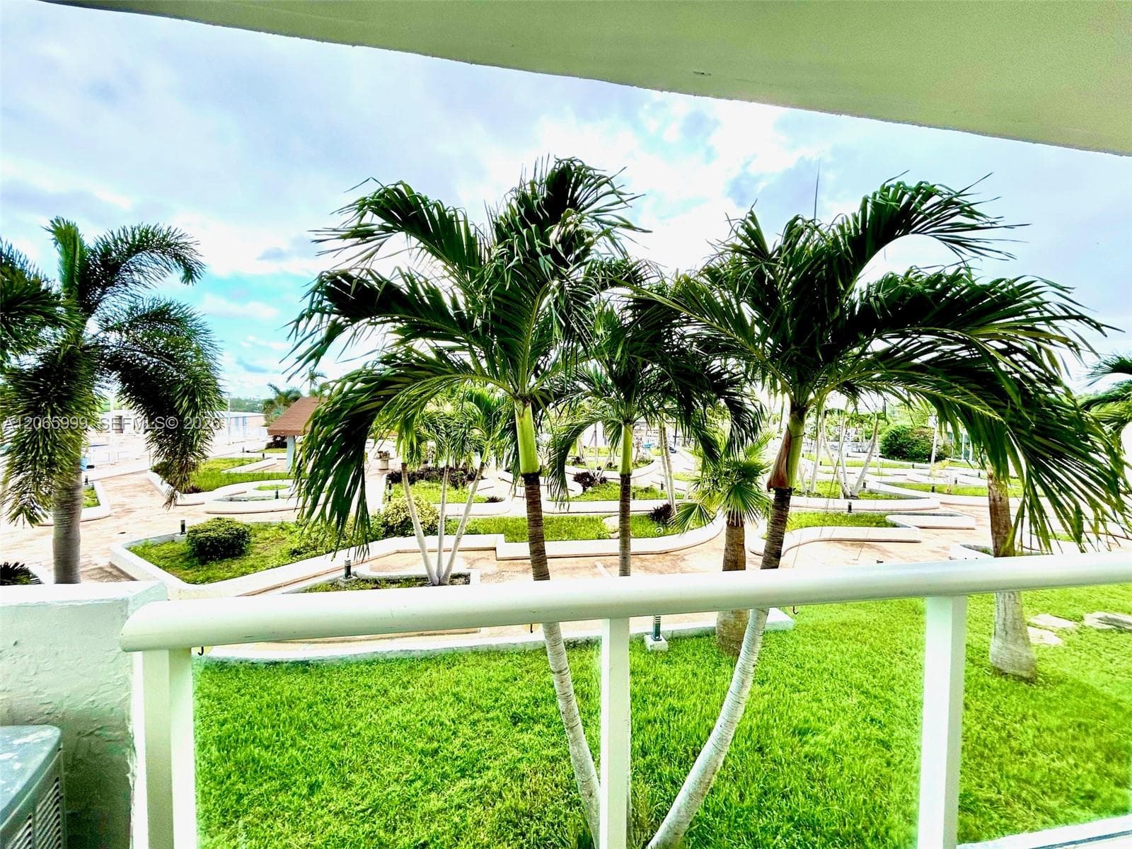 13499 Biscayne Blvd # 506, North Miami, FL 33181 photo 11