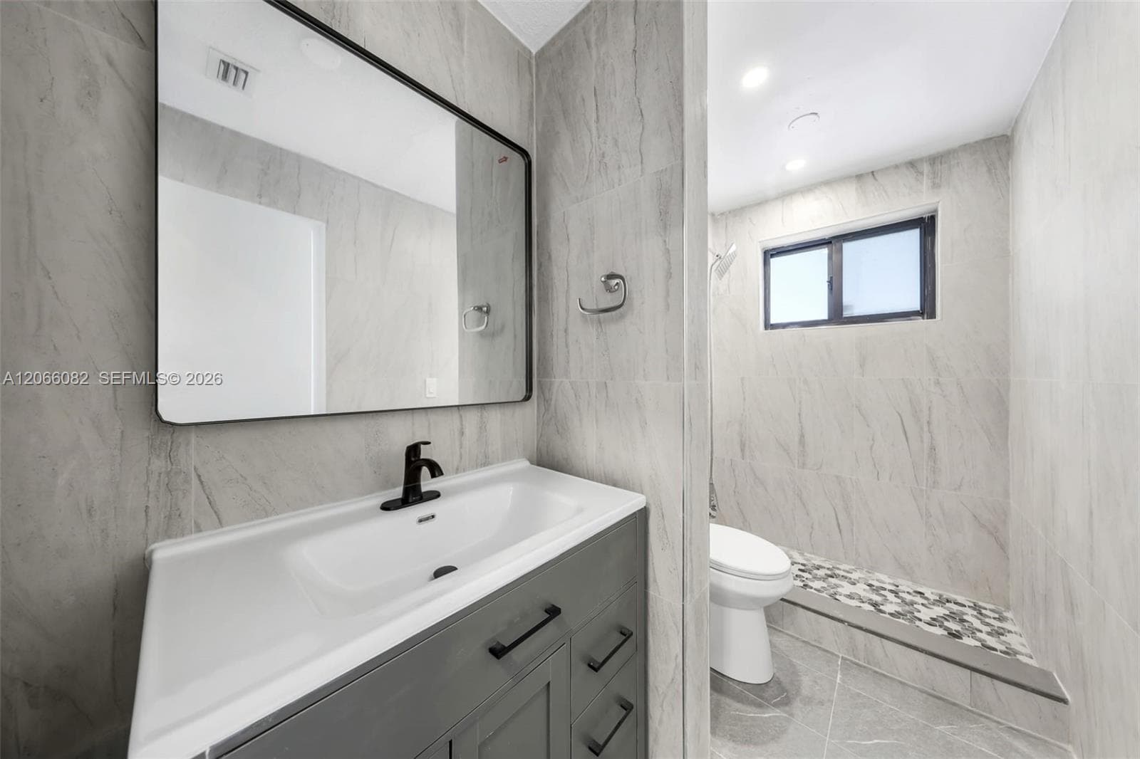 17150 NE 23rd Ave # 10, North Miami Beach, FL 33160 photo 5