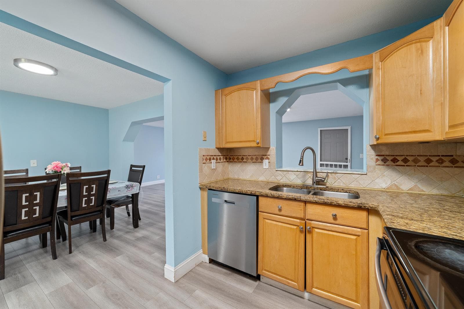 6767 Massachusetts Drive, Lake Worth, FL 33462 photo 10