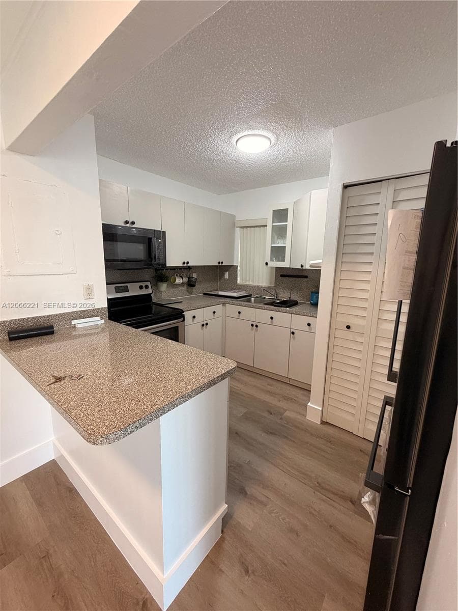 840 NW 87th Ave # 406, Miami, FL 33172 photo 10