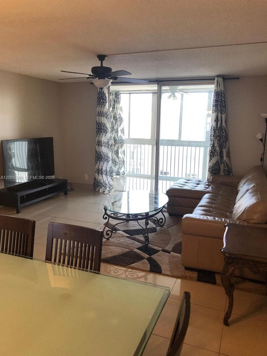 319 NE 14th Ave # 707, Hallandale Beach, FL 33009 photo 6